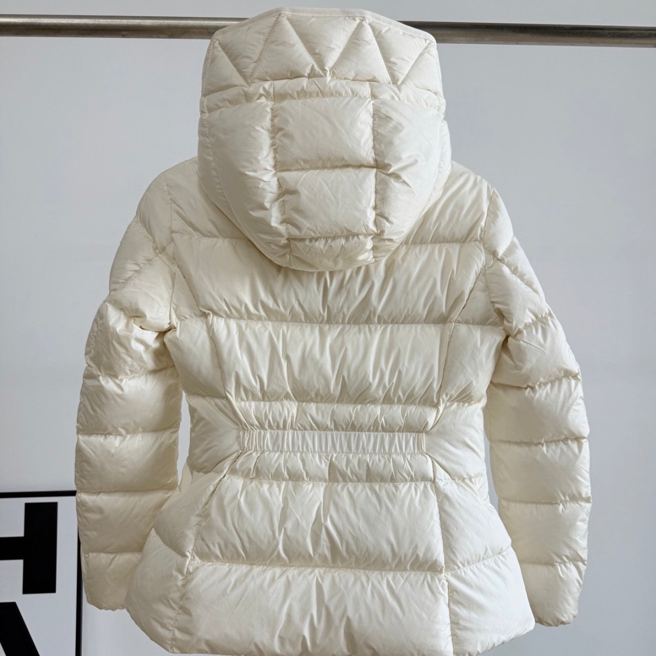 (PRE ORDER) MNCLR PUFFER COAT - WHITE