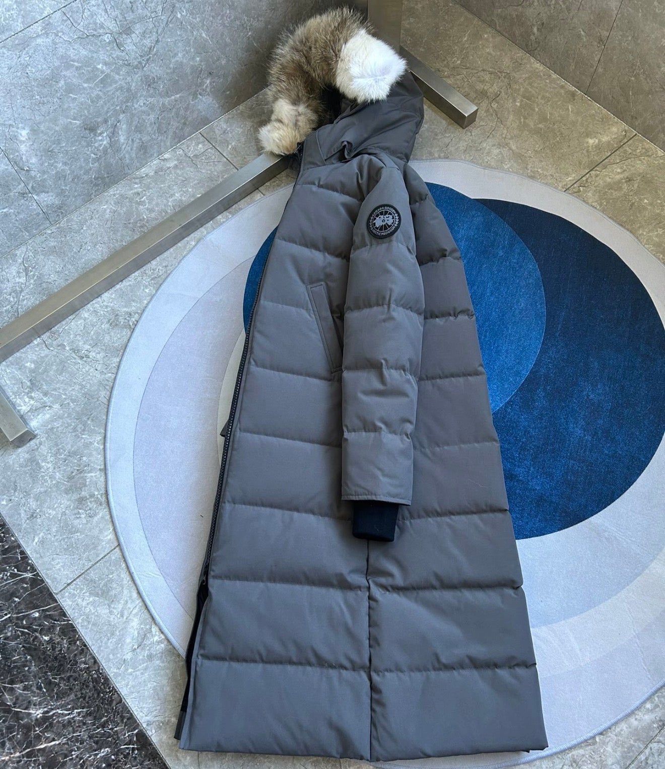 (PRE ORDER) CG BLACK BADGE MYSTIQUE PARKER COAT - CHARCOAL