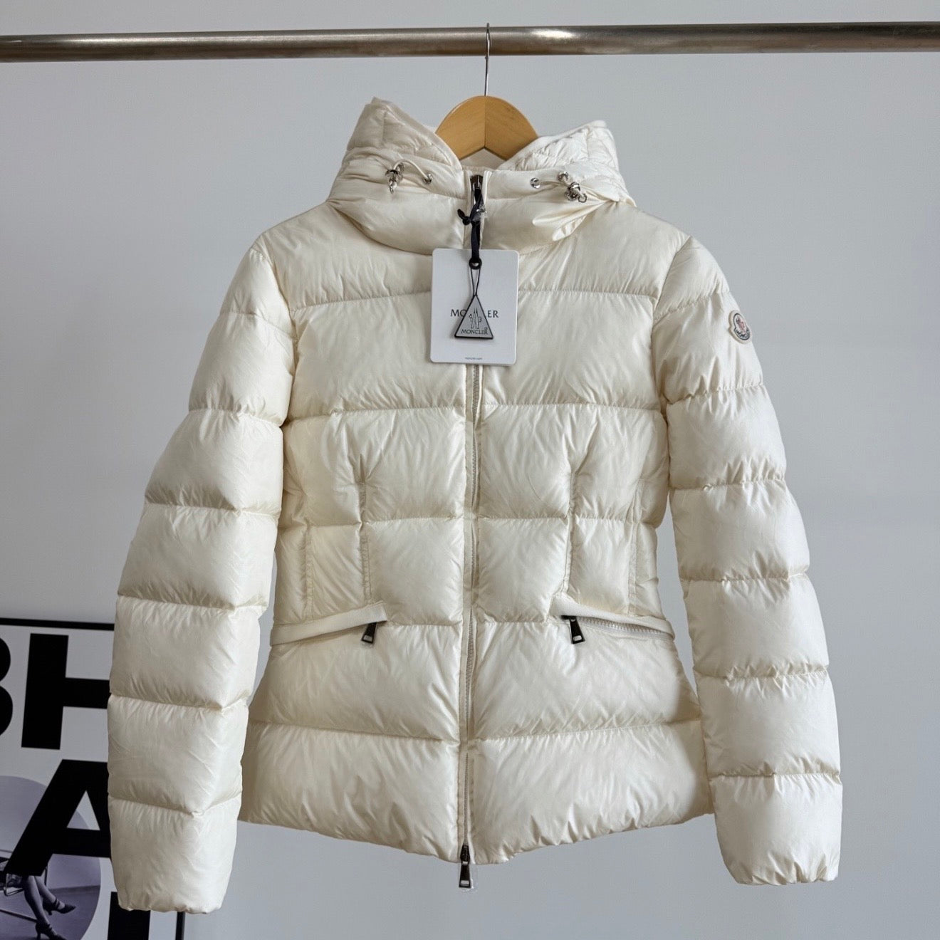 (PRE ORDER) MNCLR PUFFER COAT - WHITE