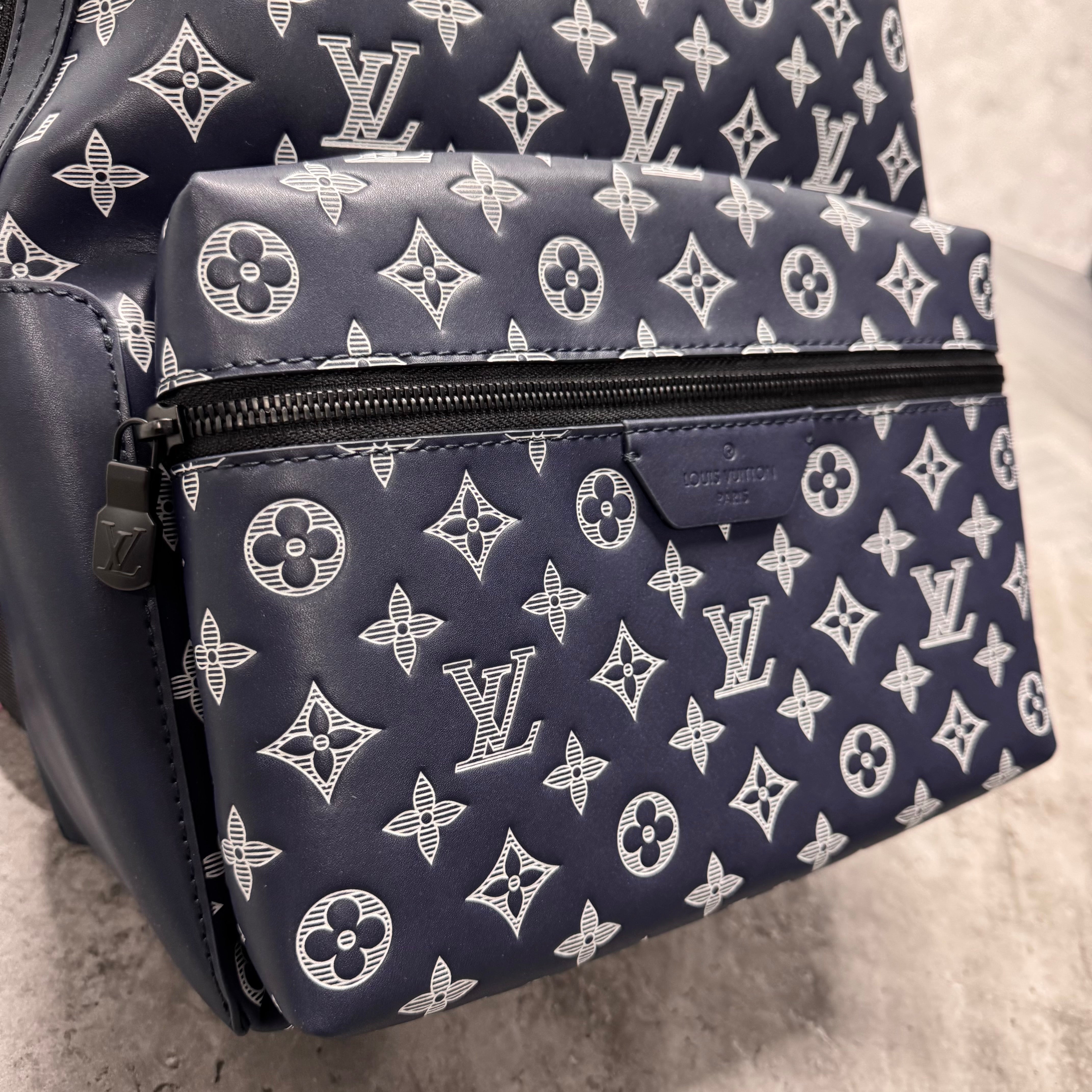 (PRE ORDER) LVE MONOGRAM BACKPACK - NAVY