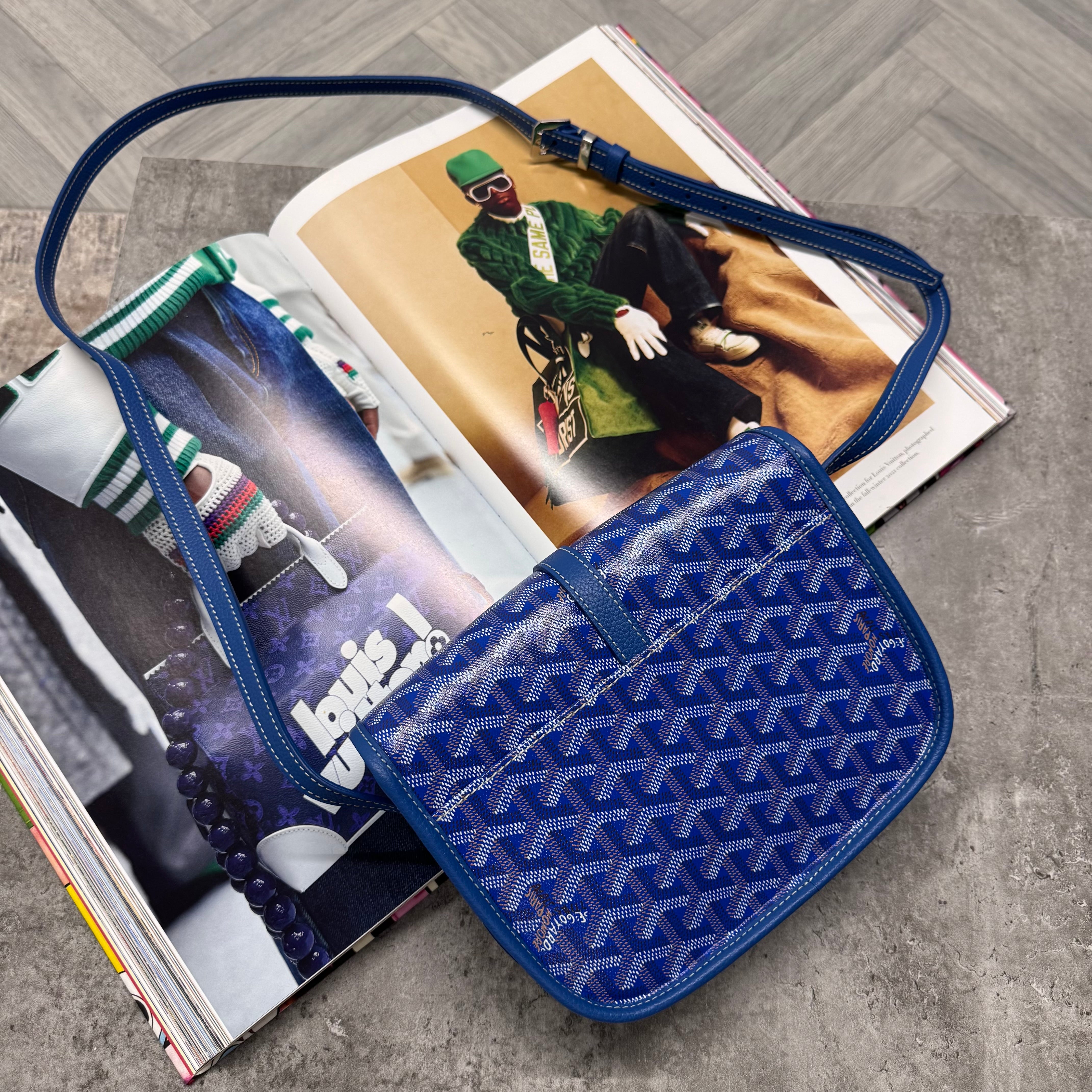(PRE ORDER) GYRD MAN BAG - BLUE