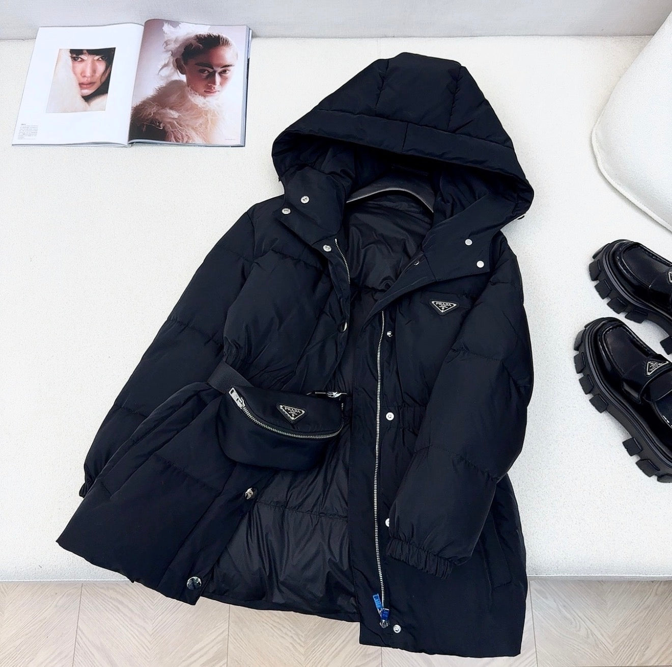(PRE ORDER) PDA PUFFER COAT - BLACK