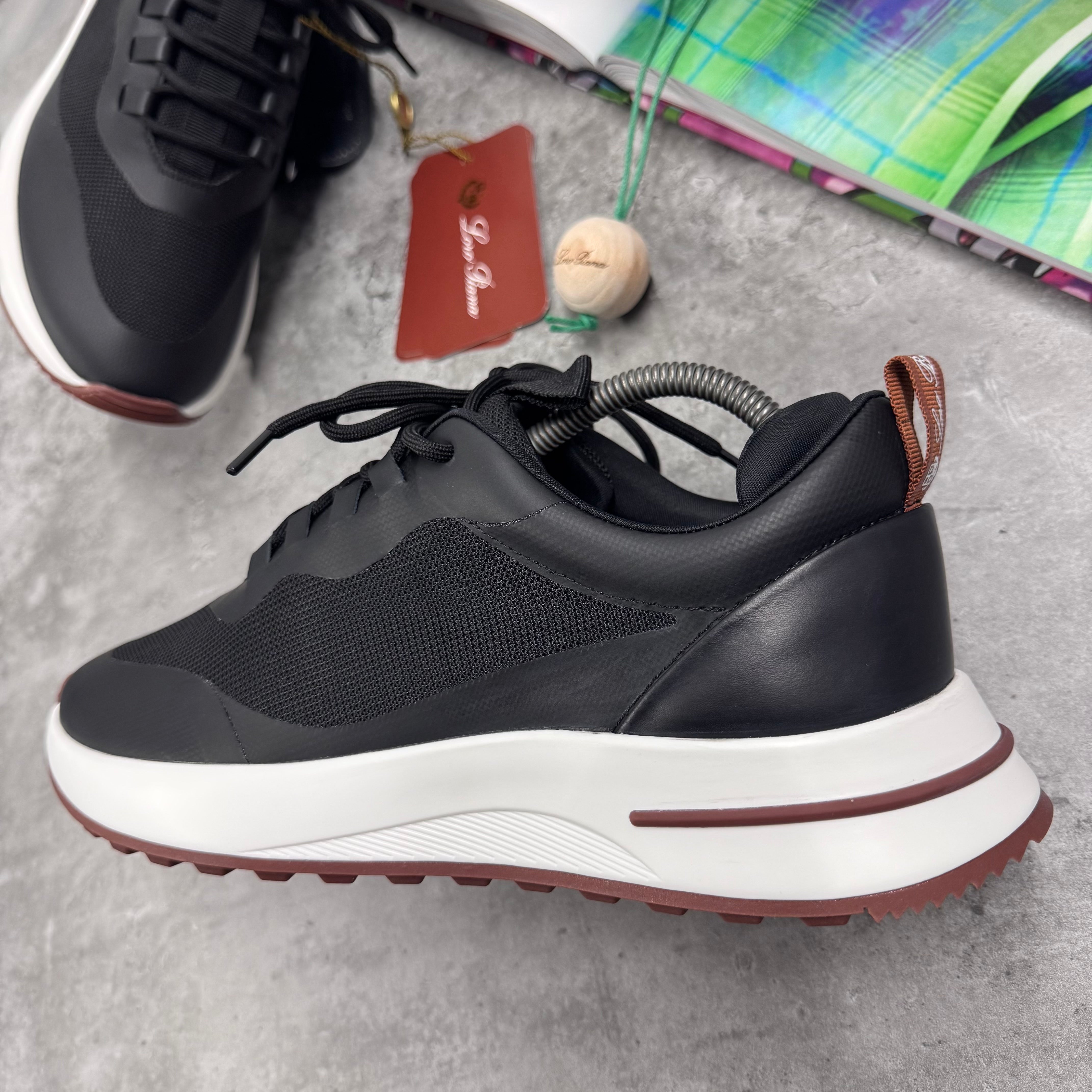 (PRE ORDER) LORO RUNNER TRAINER - BLACK