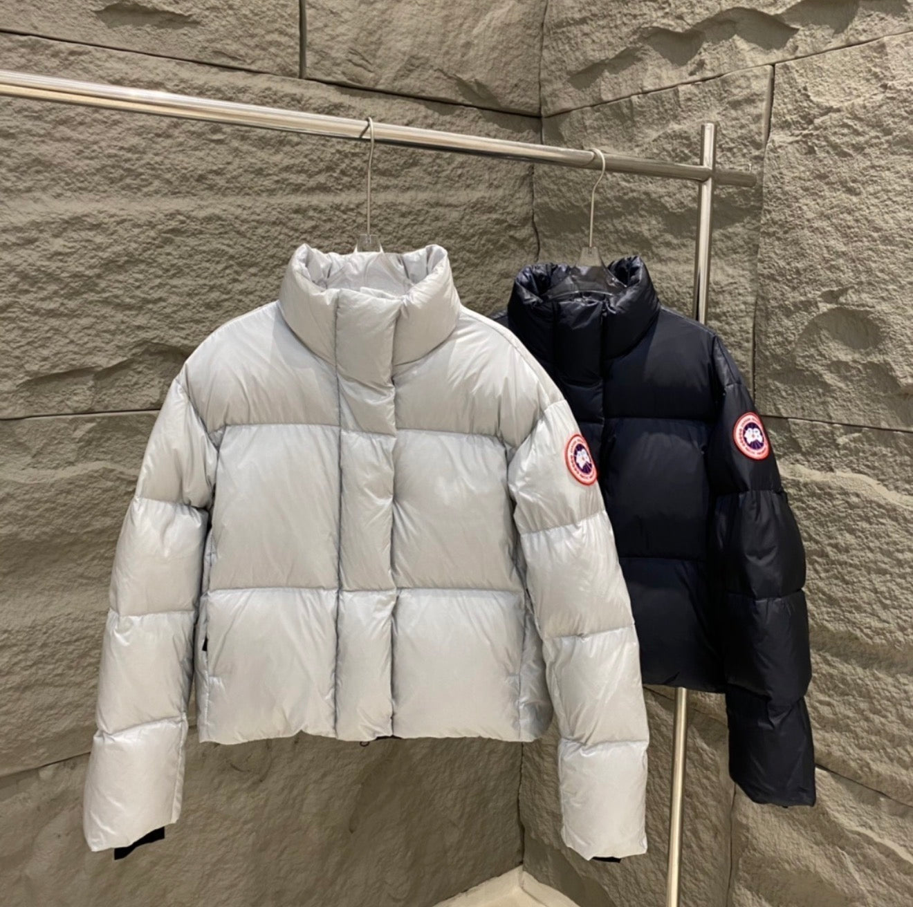 (PRE ORDER) CG PUFFER - WHITE, BLACK & NAVY