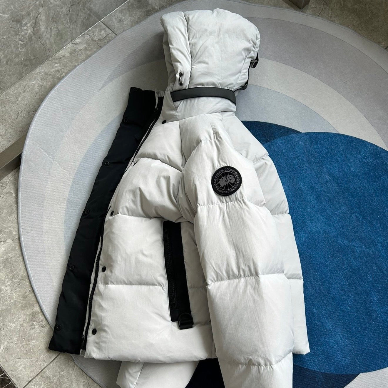 (PRE ORDER) CG BLACK BADGE JUNCTION PARKA - WHITE, BLACK & KHAKI