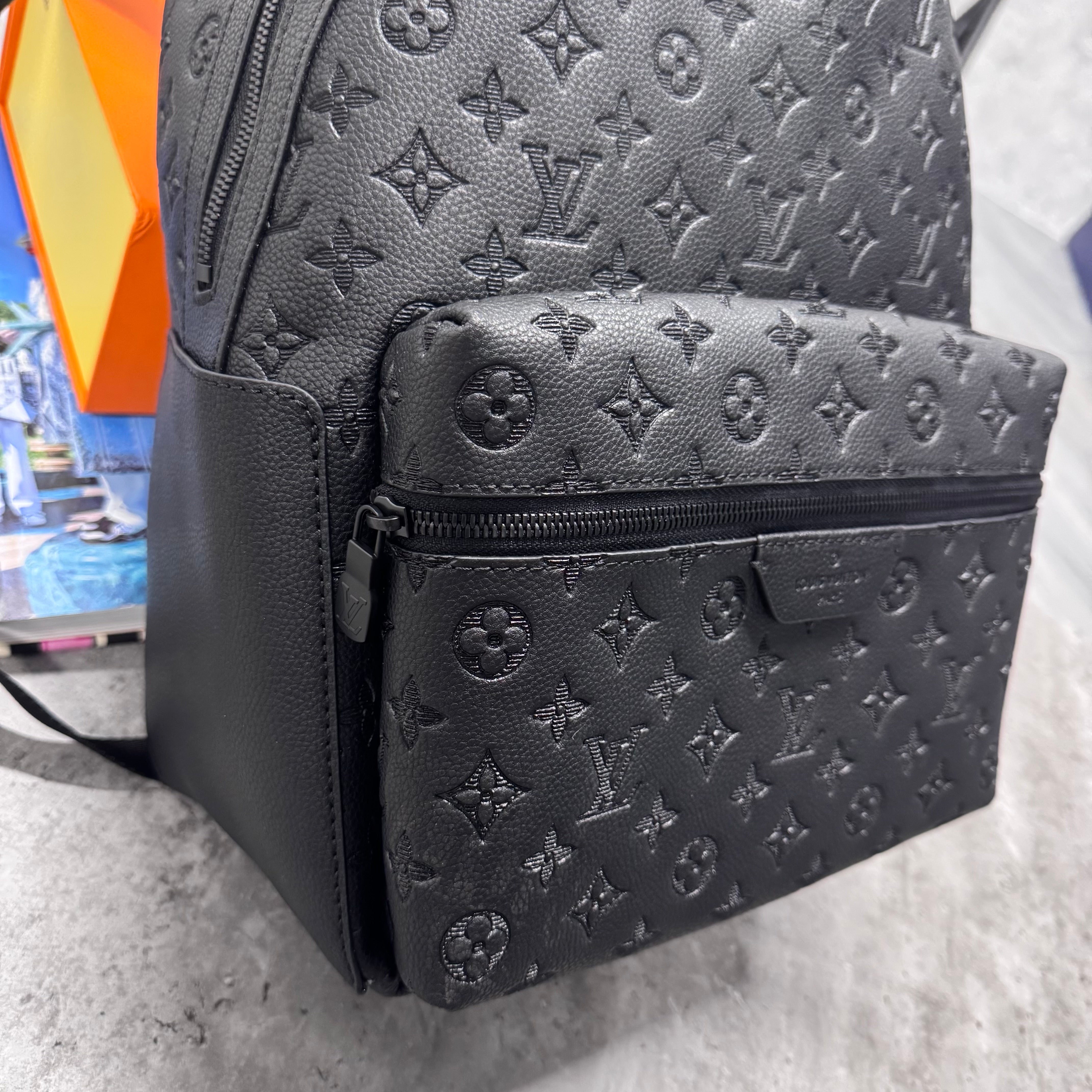 (PRE ORDER) LVE MONOGRAM BACKPACK - BLACK