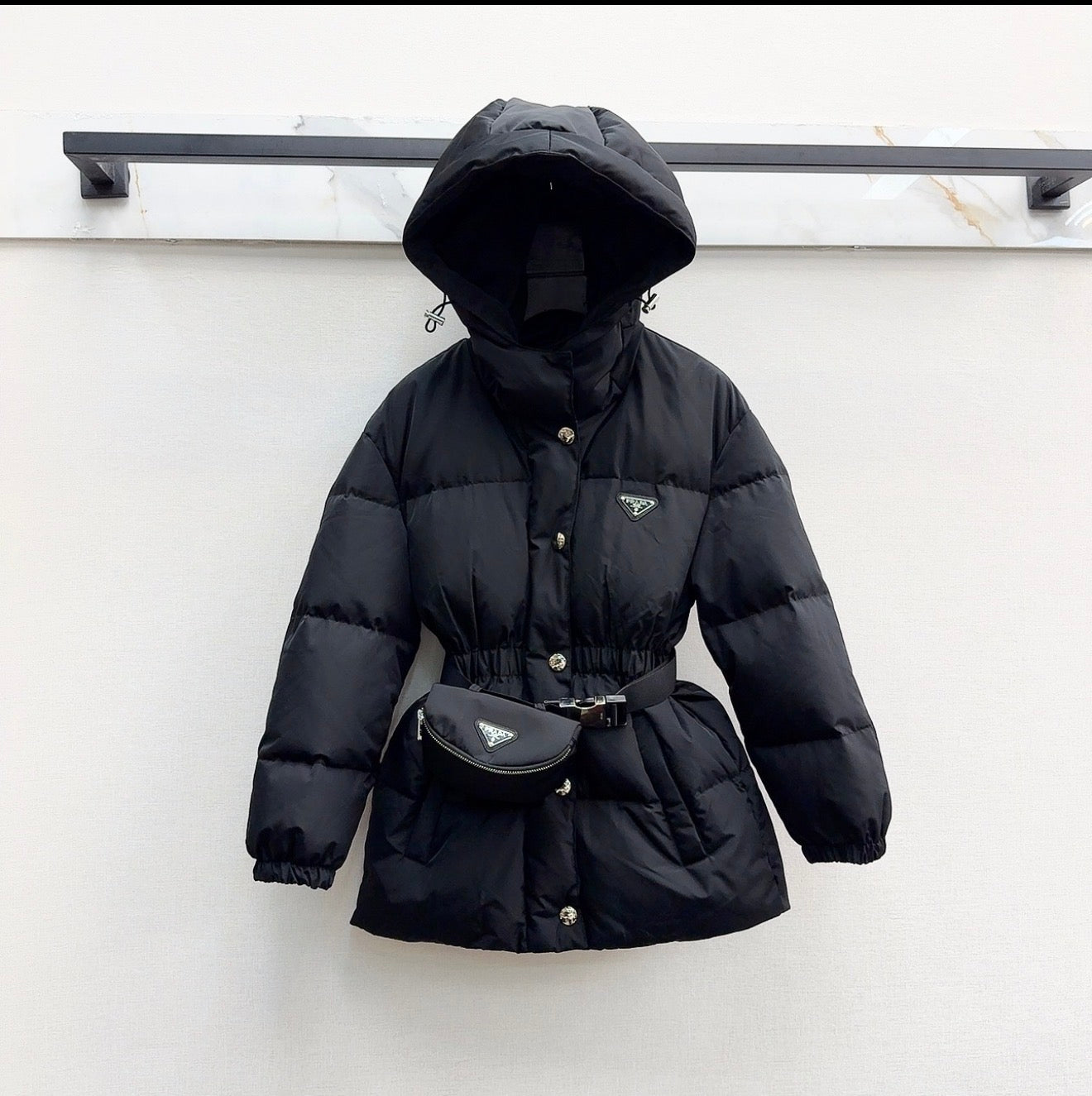 (PRE ORDER) PDA PUFFER COAT - BLACK