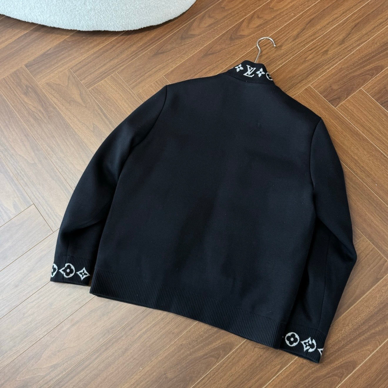(PRE ORDER) LVE MONOGRAM JACKET - BLACK