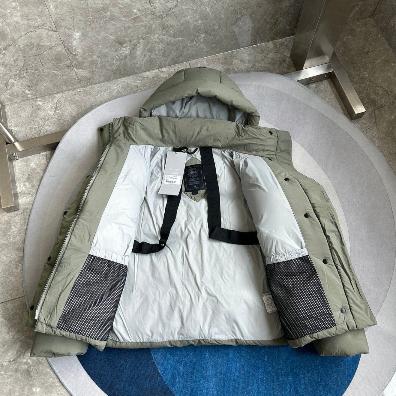 (PRE ORDER) CG BLACK BADGE JUNCTION PARKA - WHITE, BLACK & KHAKI