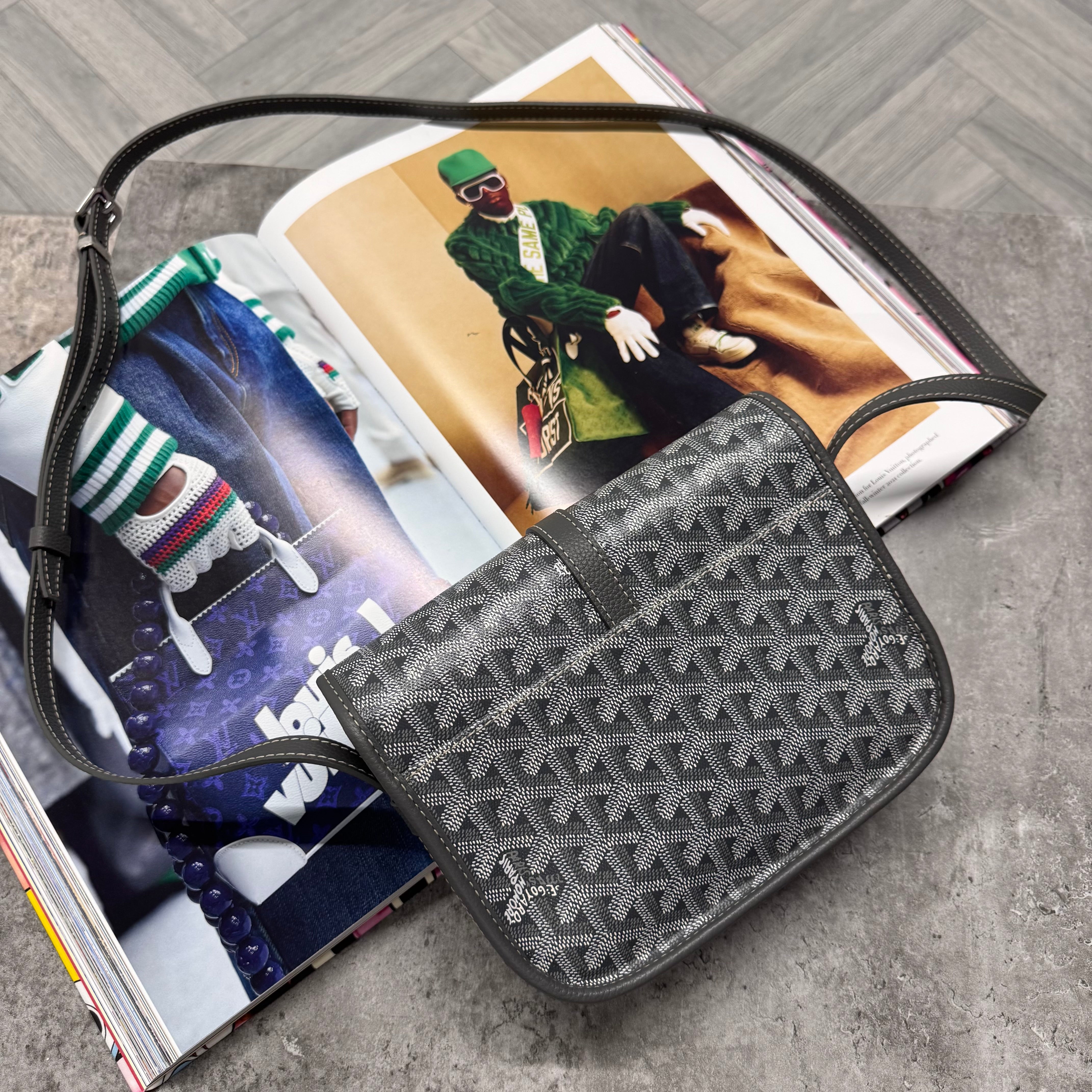 (PRE ORDER) GYRD MAN BAG - GREY