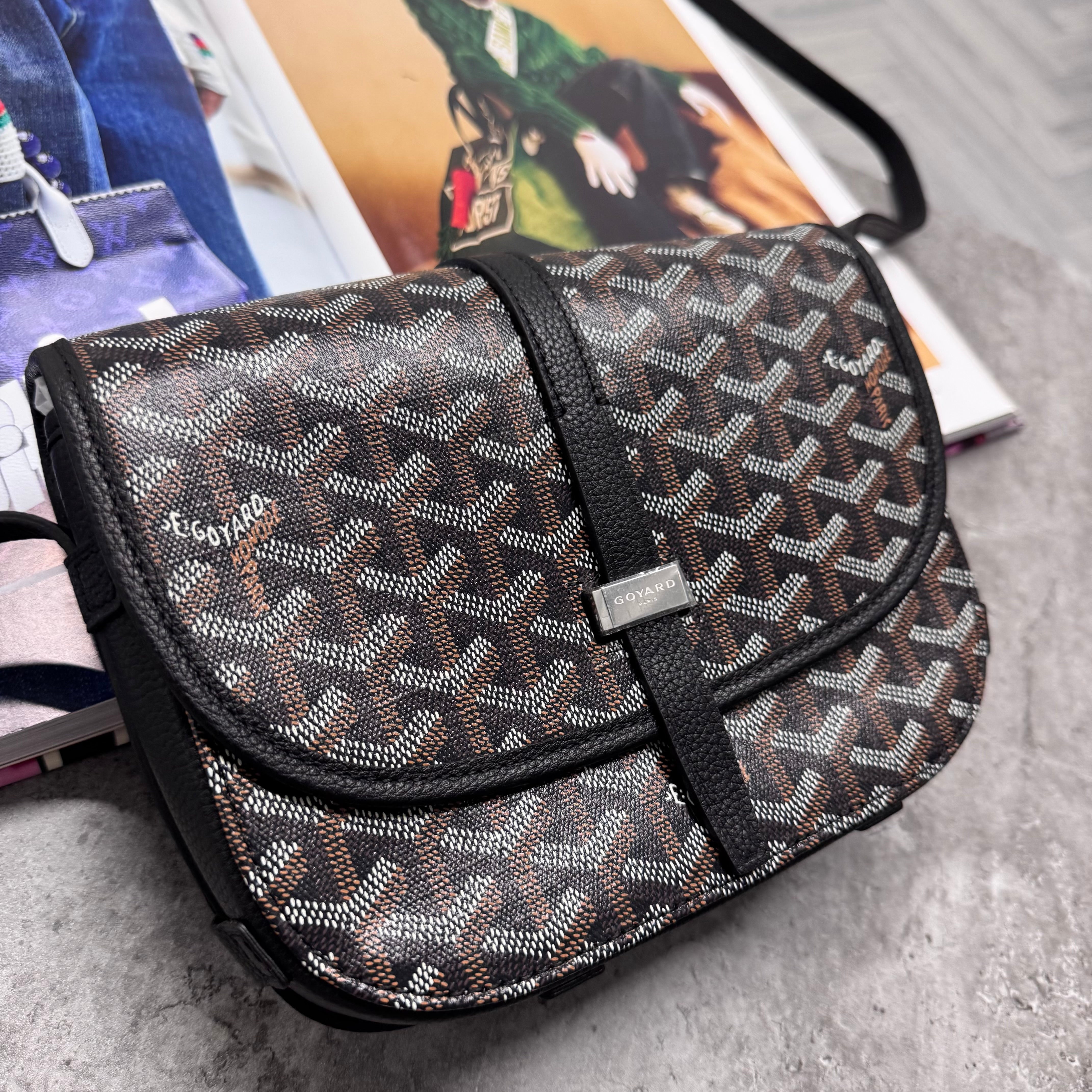 (PRE ORDER) GYRD MAN BAG - BLACK