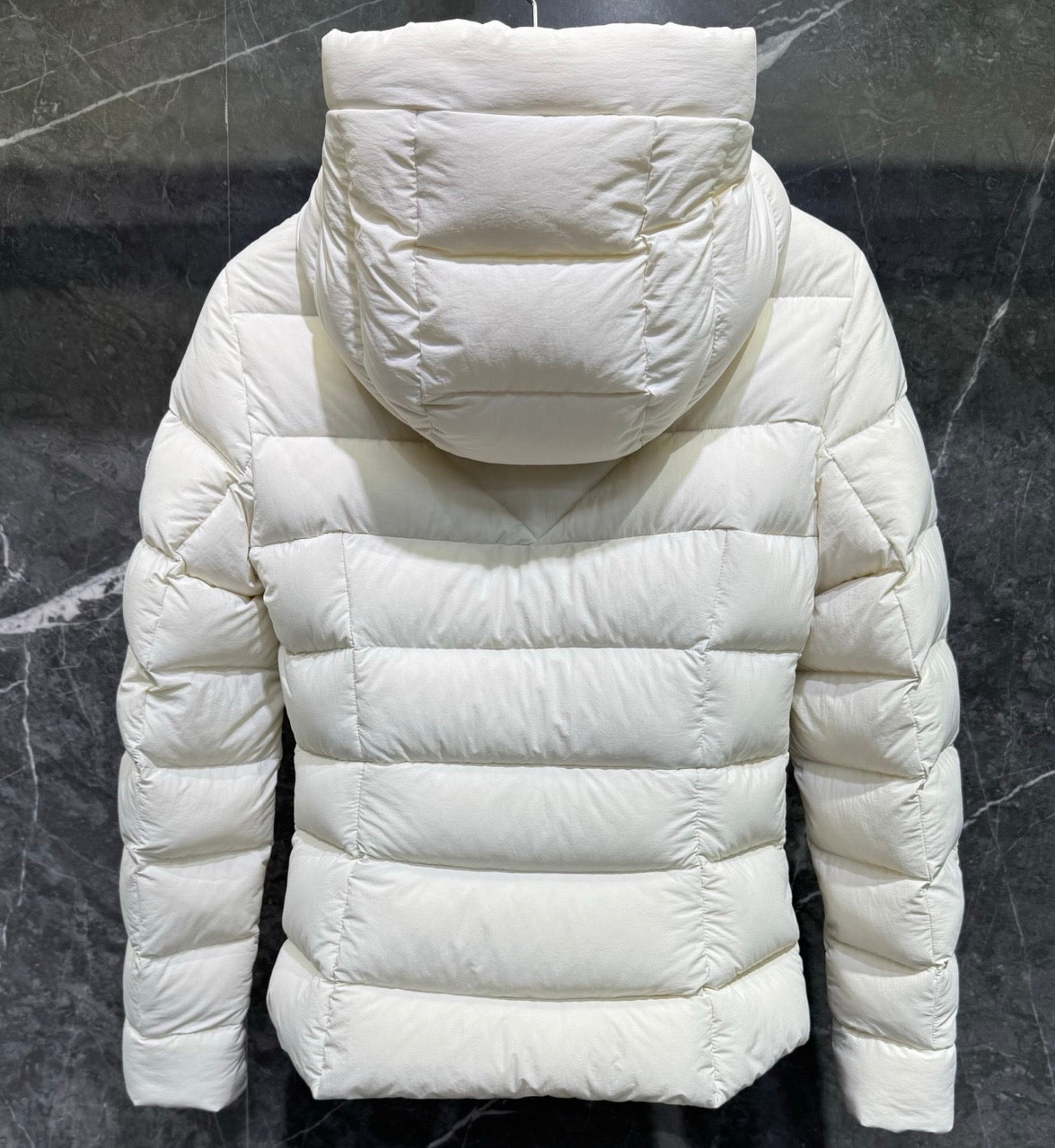(PRE ORDER) CG PUFFER COAT - WHITE