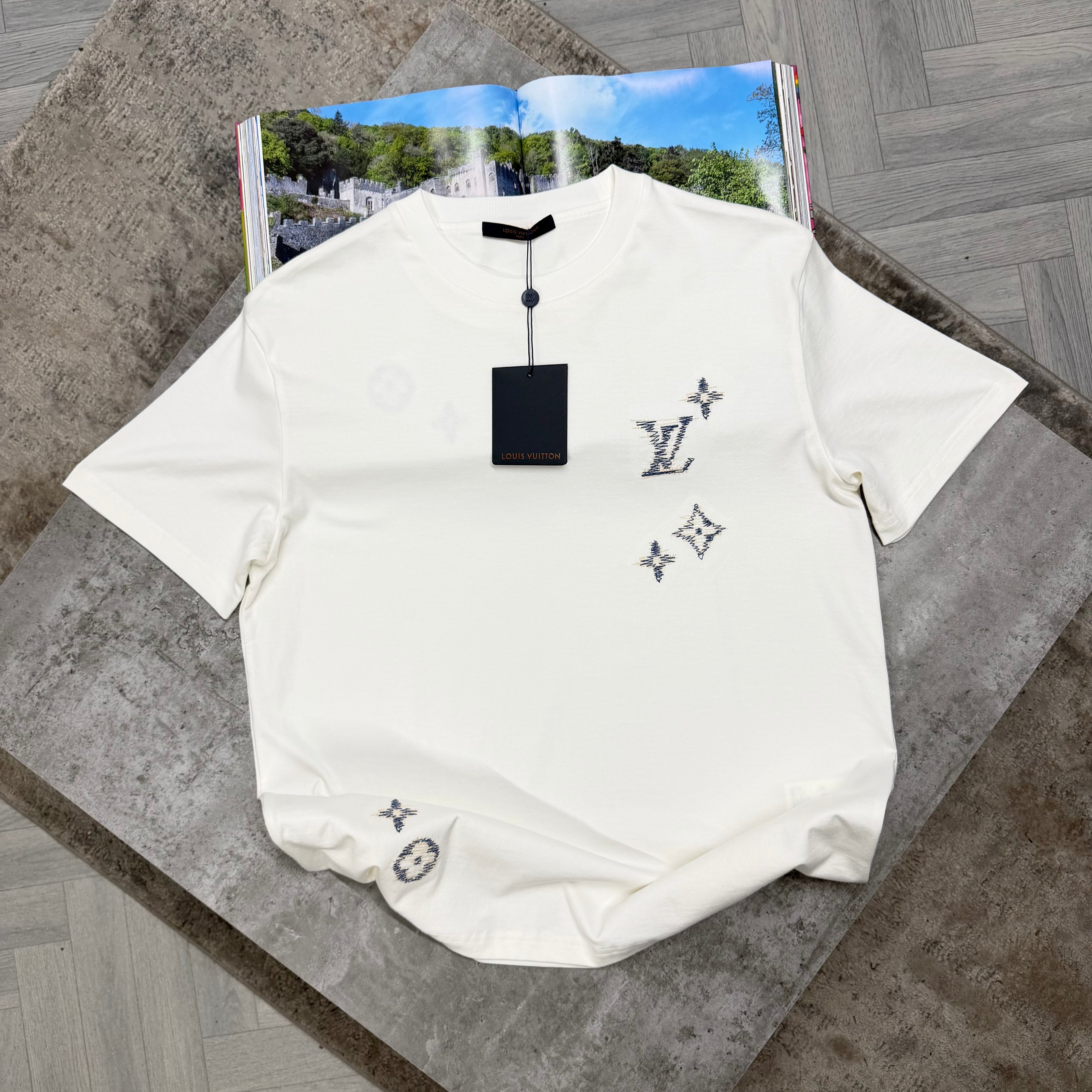 LVE MONO T SHIRT - WHITE
