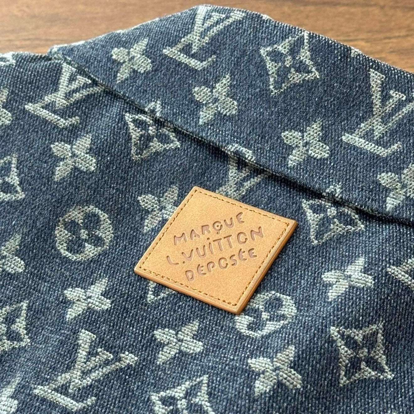 (PRE ORDER) LVE MONOGRAM JACKET - GREY