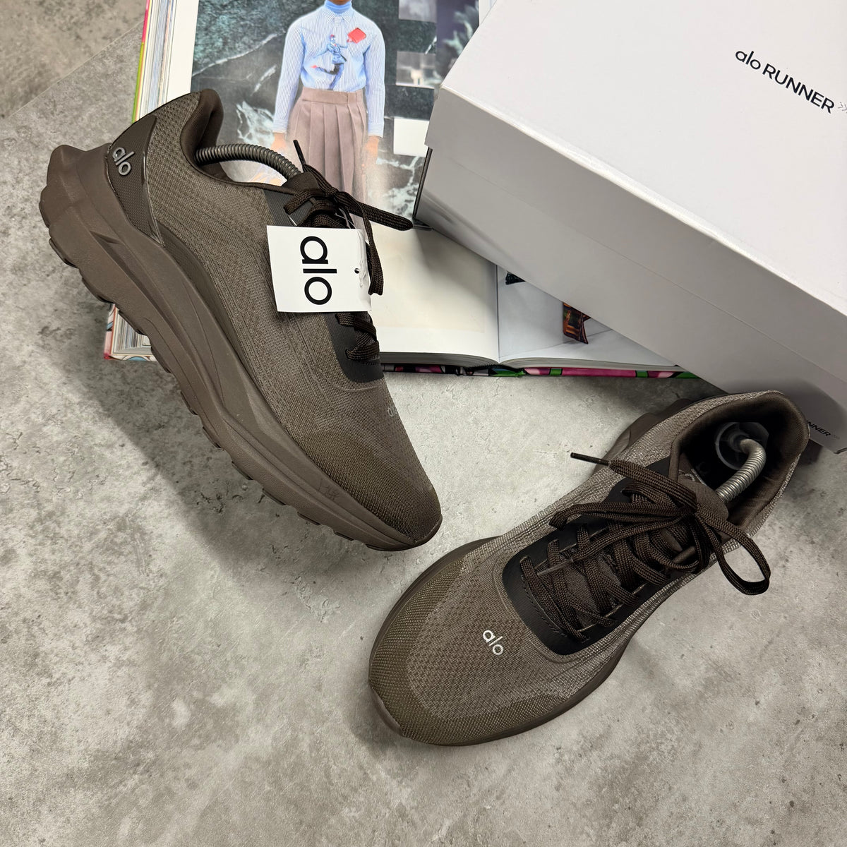 (PRE ORDER) ALO RUNNER - ESPRESSO