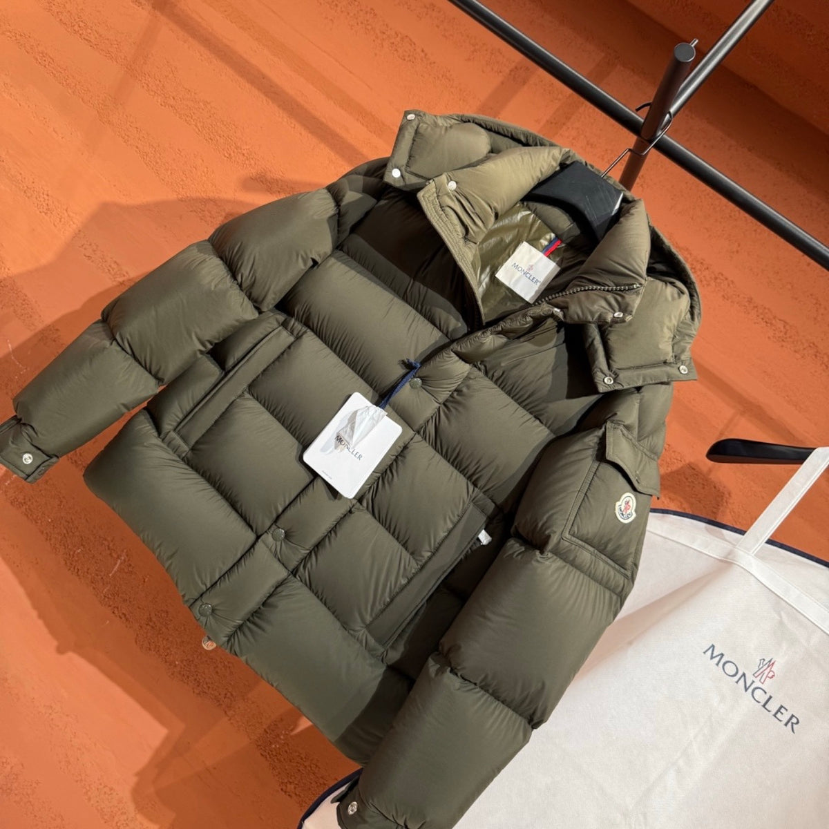 (PRE ORDER) MNCLR QUILTED DOWN PUFFER COAT - KHAKI