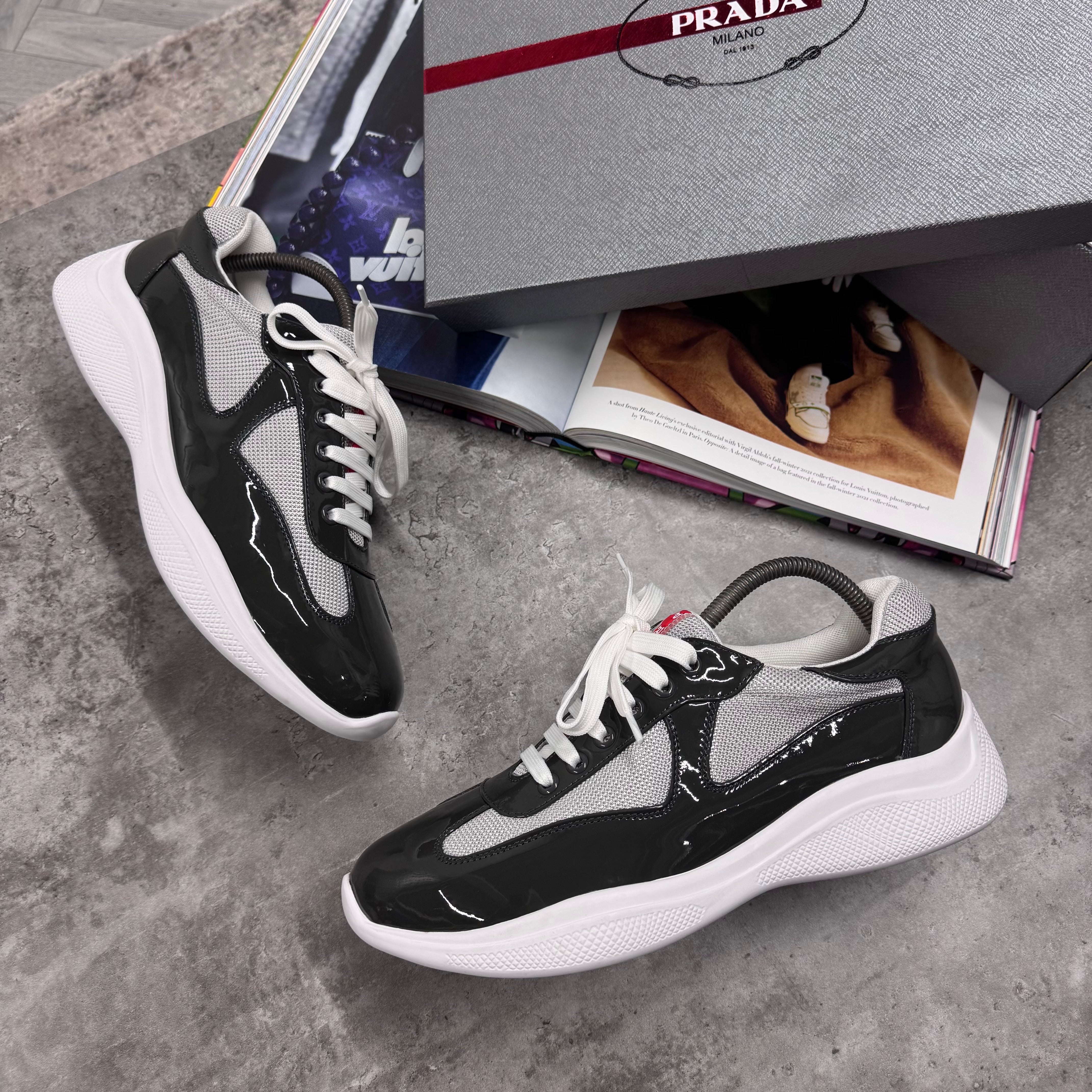 (PRE ORDER) PDA TRAINER - CHARCOAL