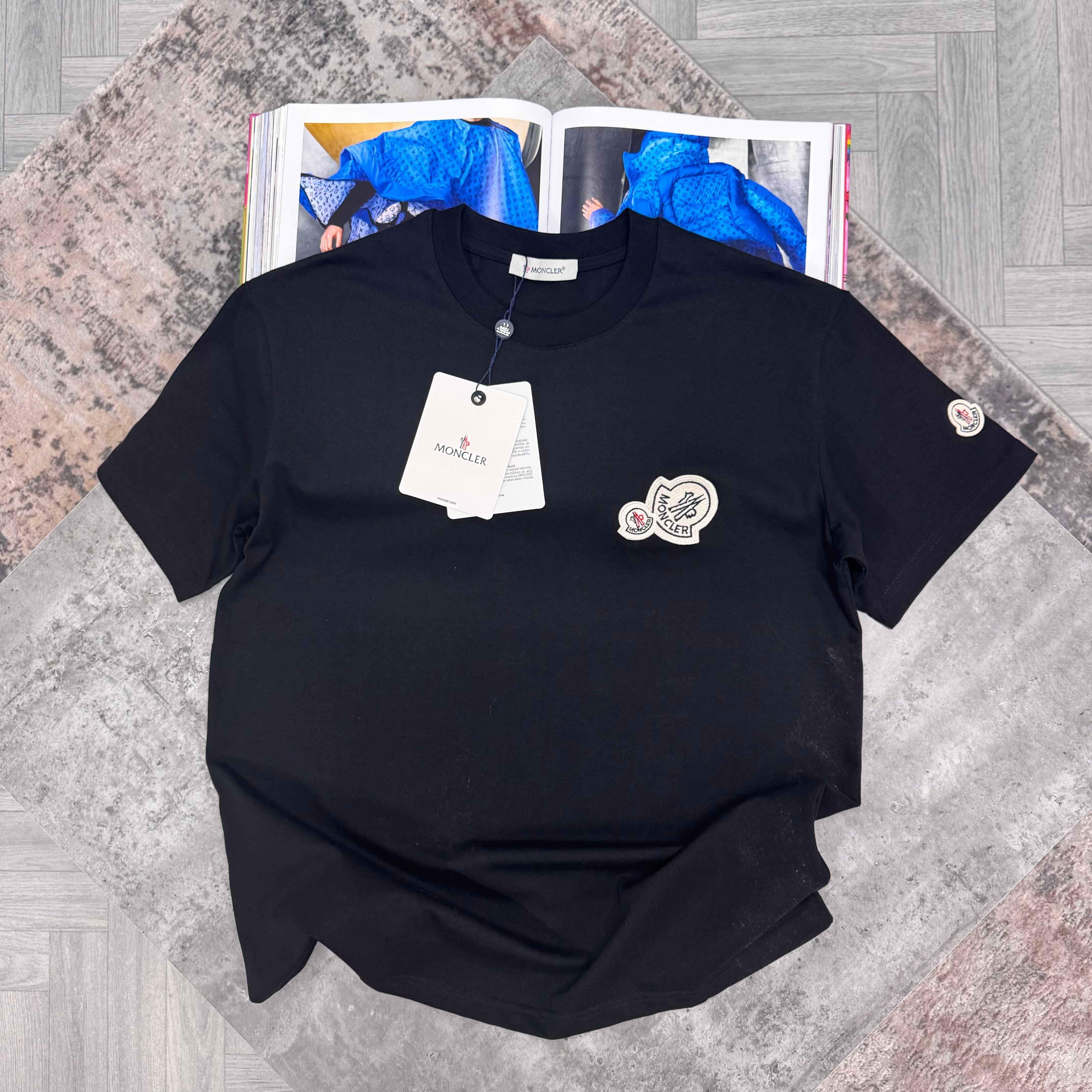 MNCLR DOUBLE BADGE T SHIRT - BLACK