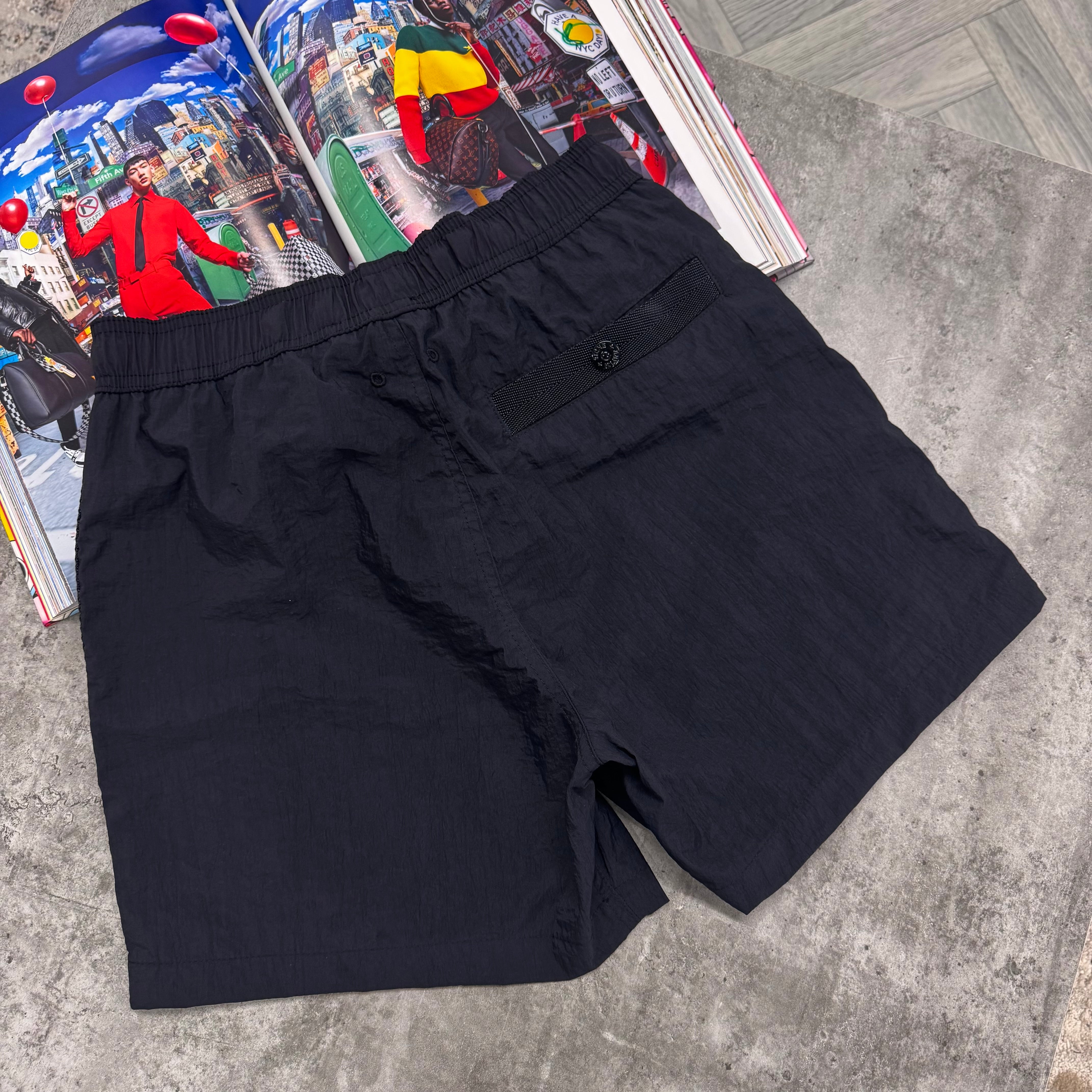 SI SQUARE BADGE SWIMS - BLACK