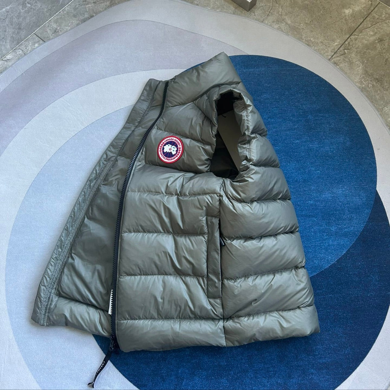 (PRE ORDER) CG CROFTON GILET - KHAKI