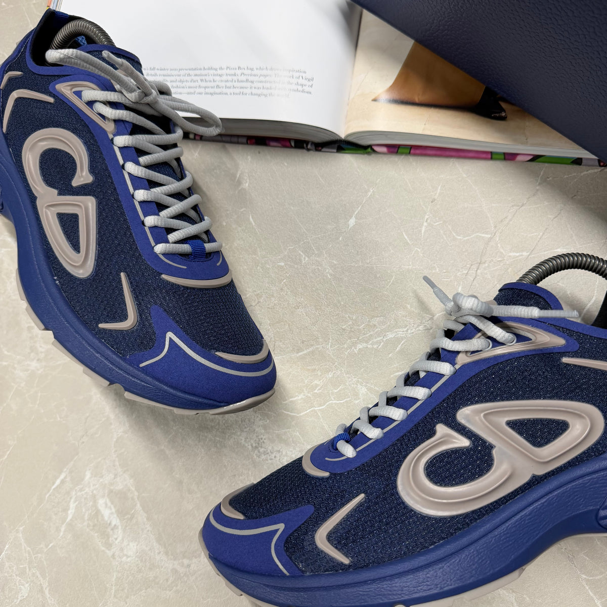 B30 TRAINER - ROYAL BLUE / NAVY FROST