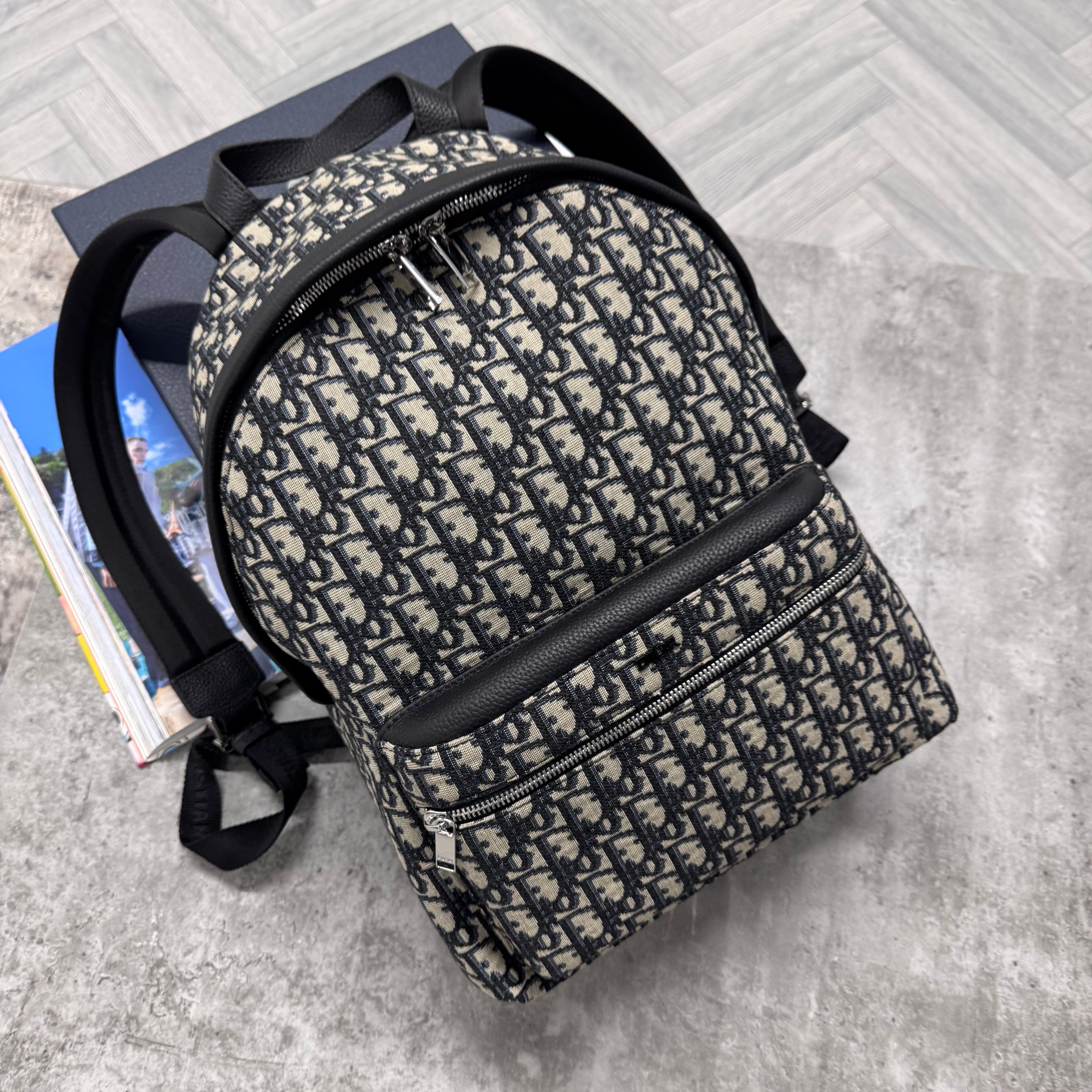 (PRE ORDER) CD OBLIQUE BACKPACK - CREAM