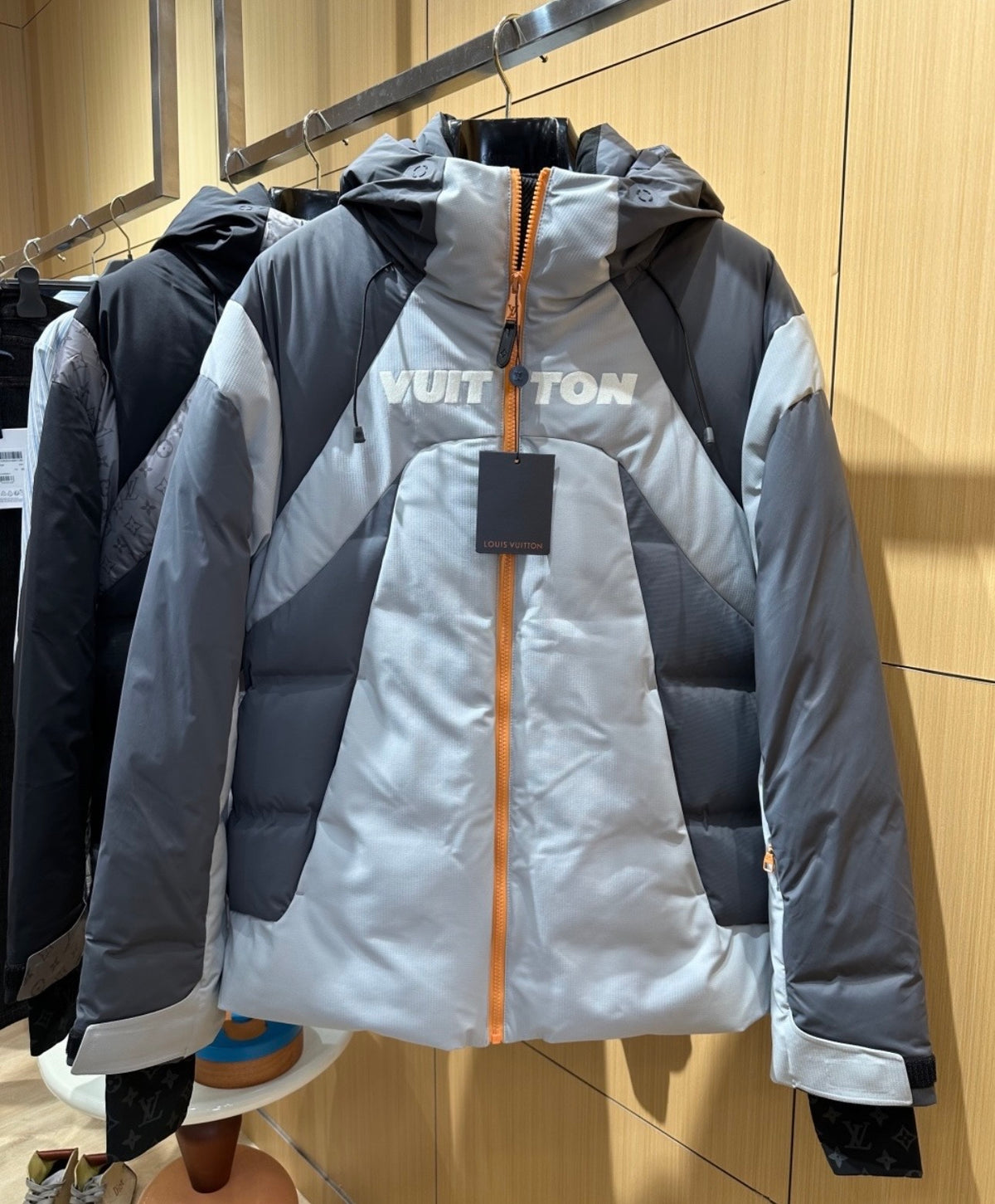 (PRE ORDER) LVE SKI COAT - GREY