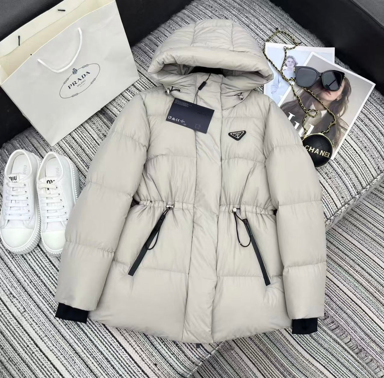 (PRE ORDER) PDA PUFFER COAT - GREY