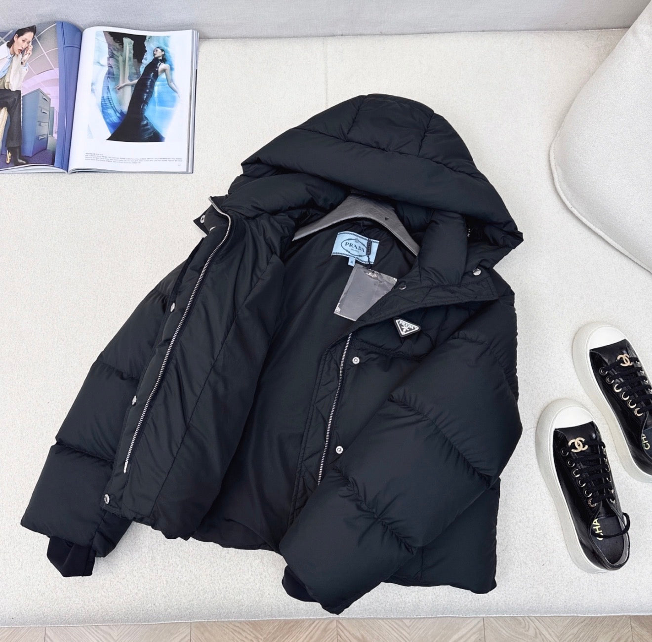 (PRE ORDER) PDA PUFFER COAT - BLACK