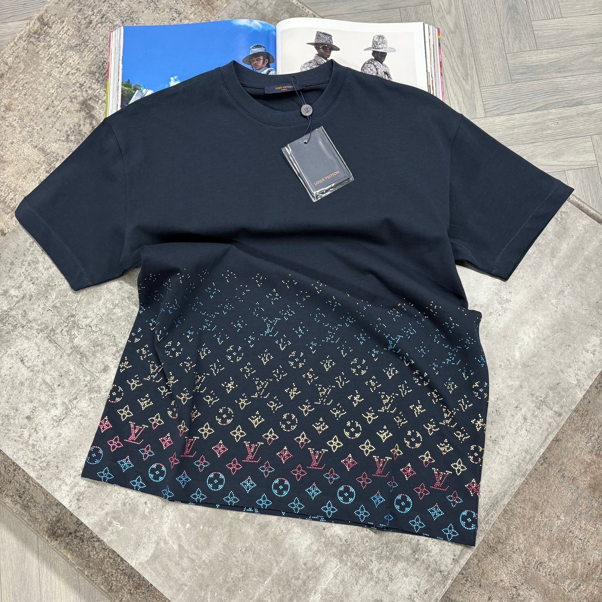 LVE MONO LOGO T SHIRT - NAVY