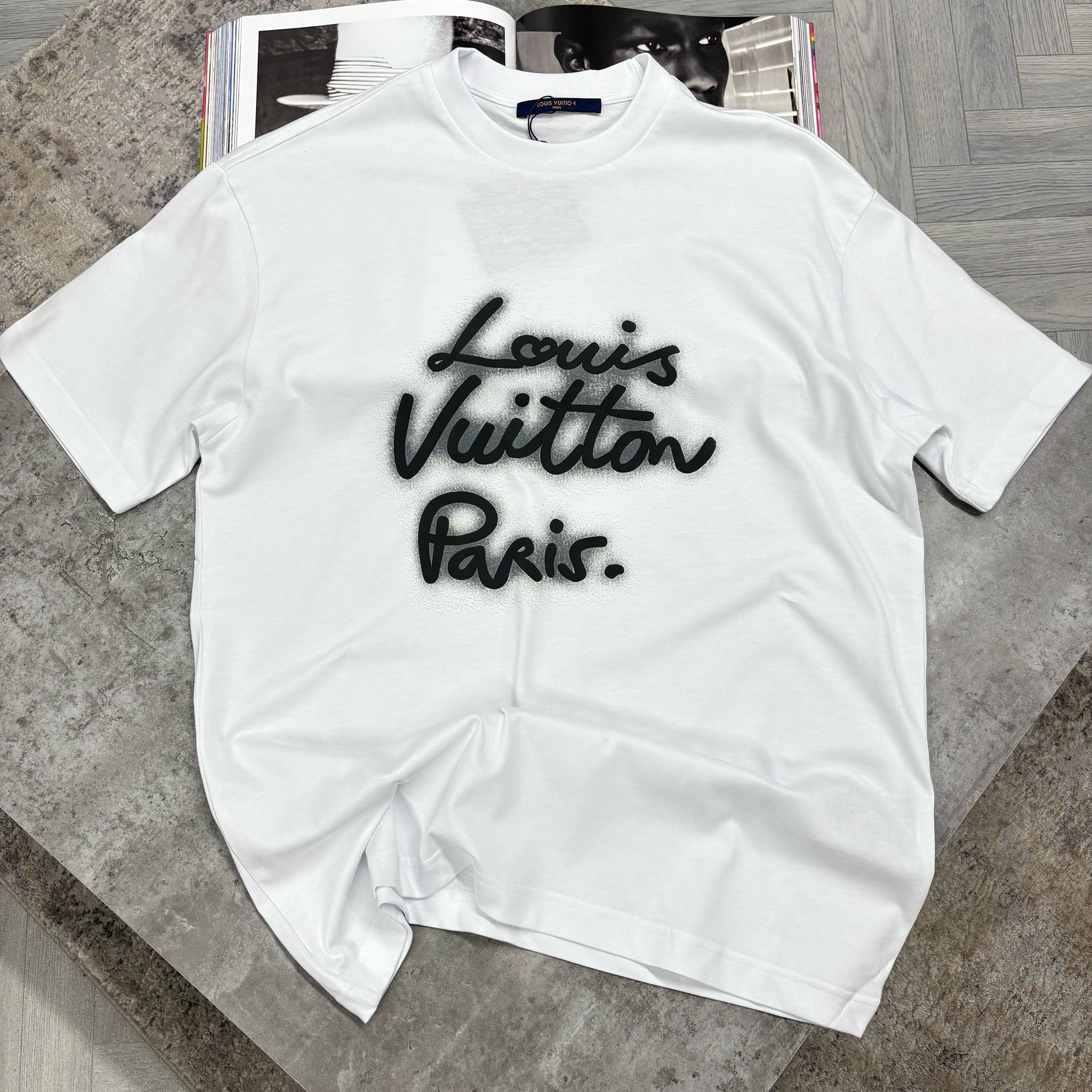 LVE PARIS T SHIRT - WHITE