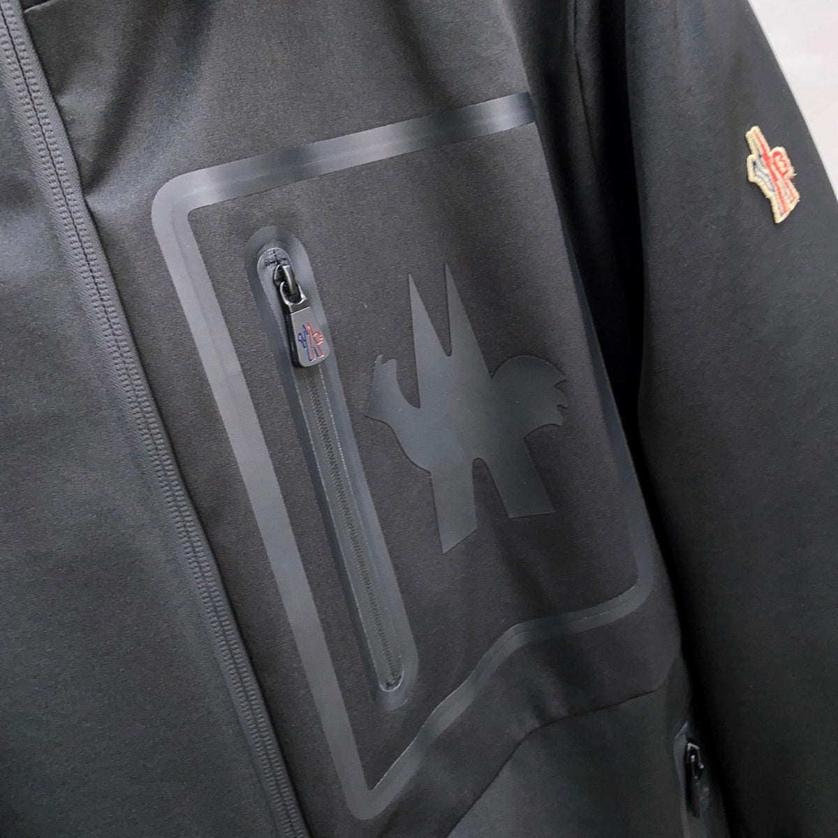(PRE ORDER) MNCLR GRENOBLE COAT - BLACK