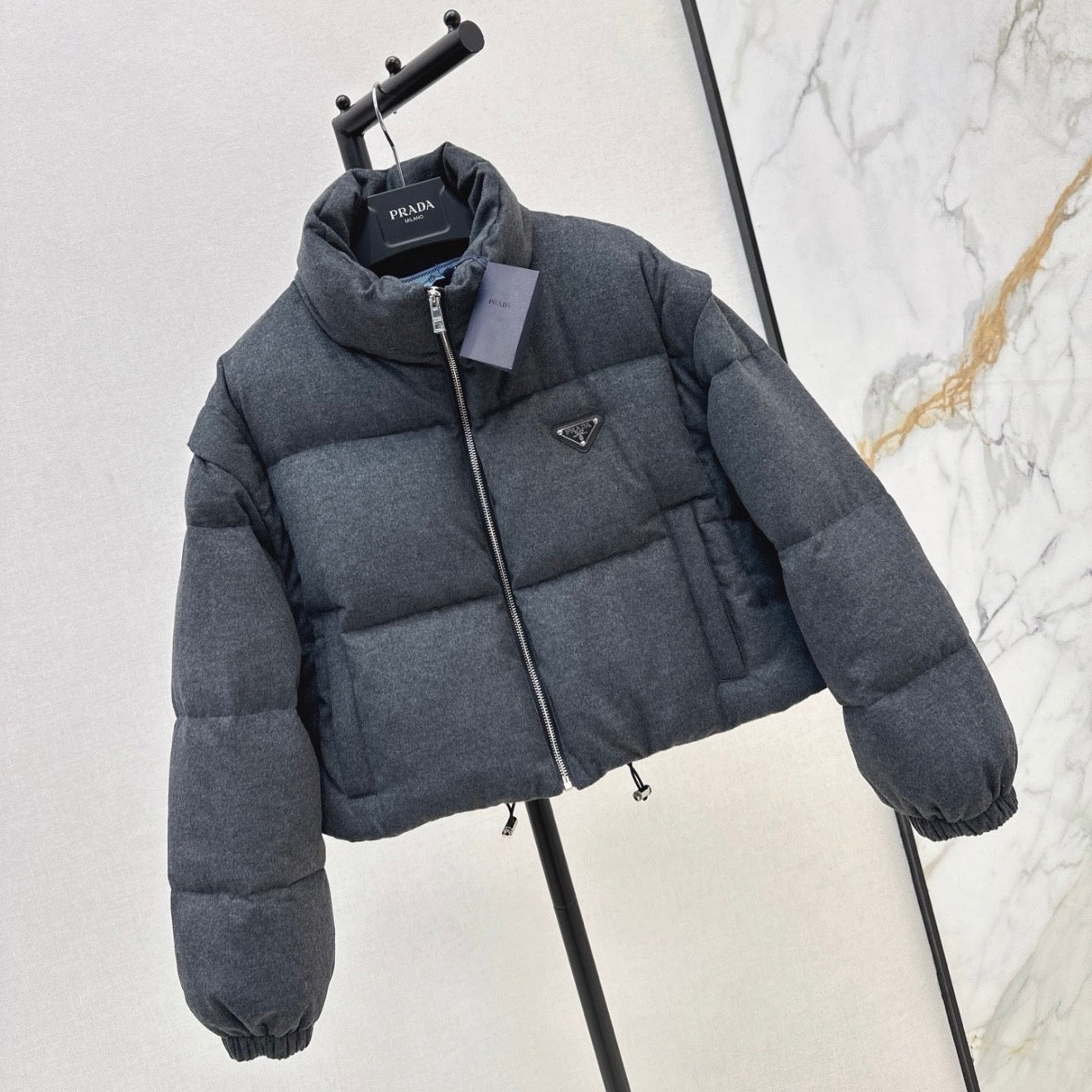 (PRE ORDER) PDA DETACHABLE PUFFER COAT - GREY