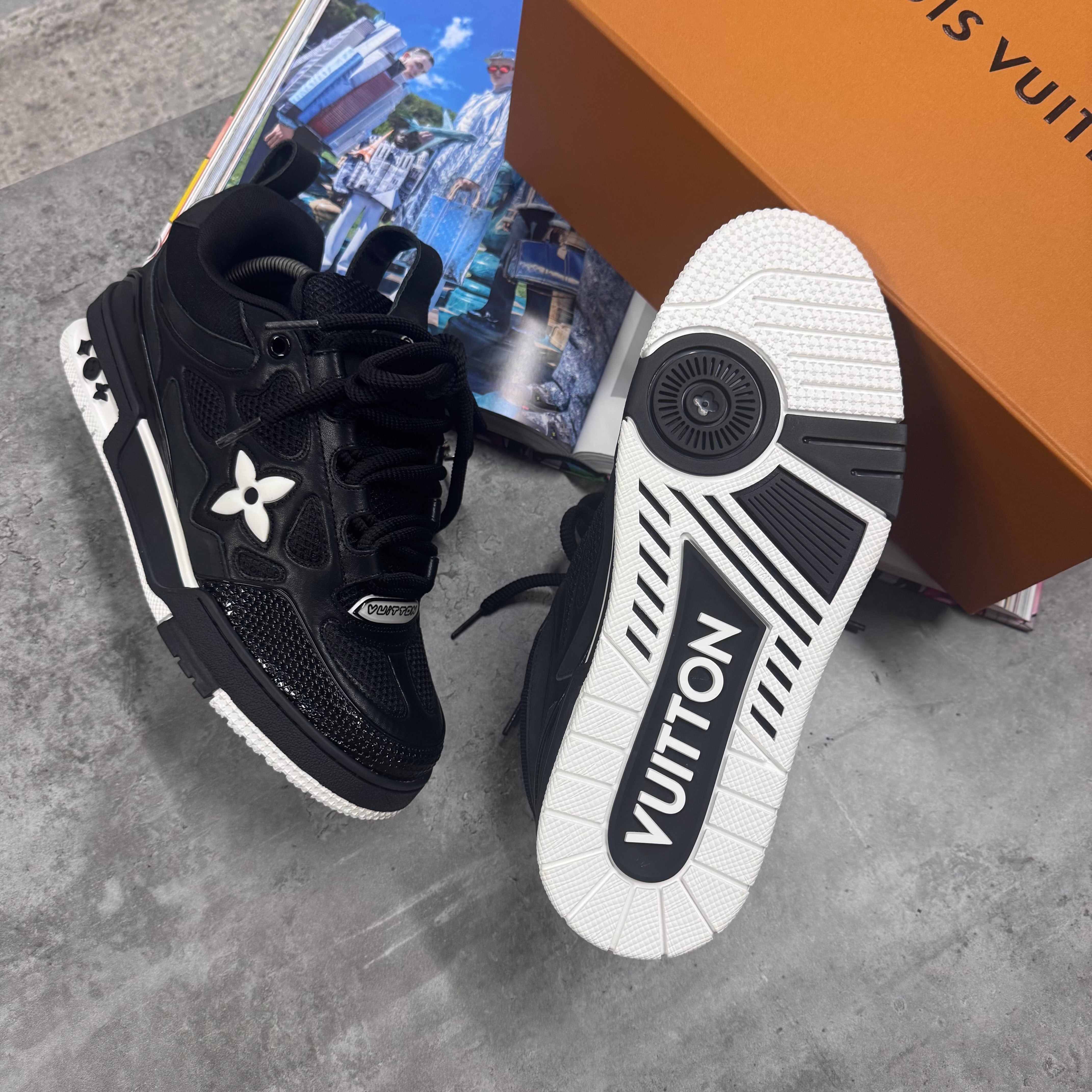 (PRE ORDER) LVE SKATE TRAINERS - BLACK