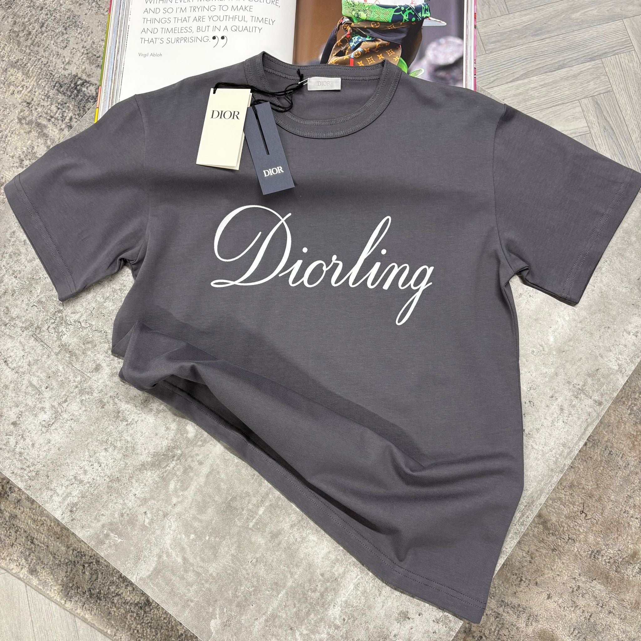 CD T SHIRT - CHARCOAL