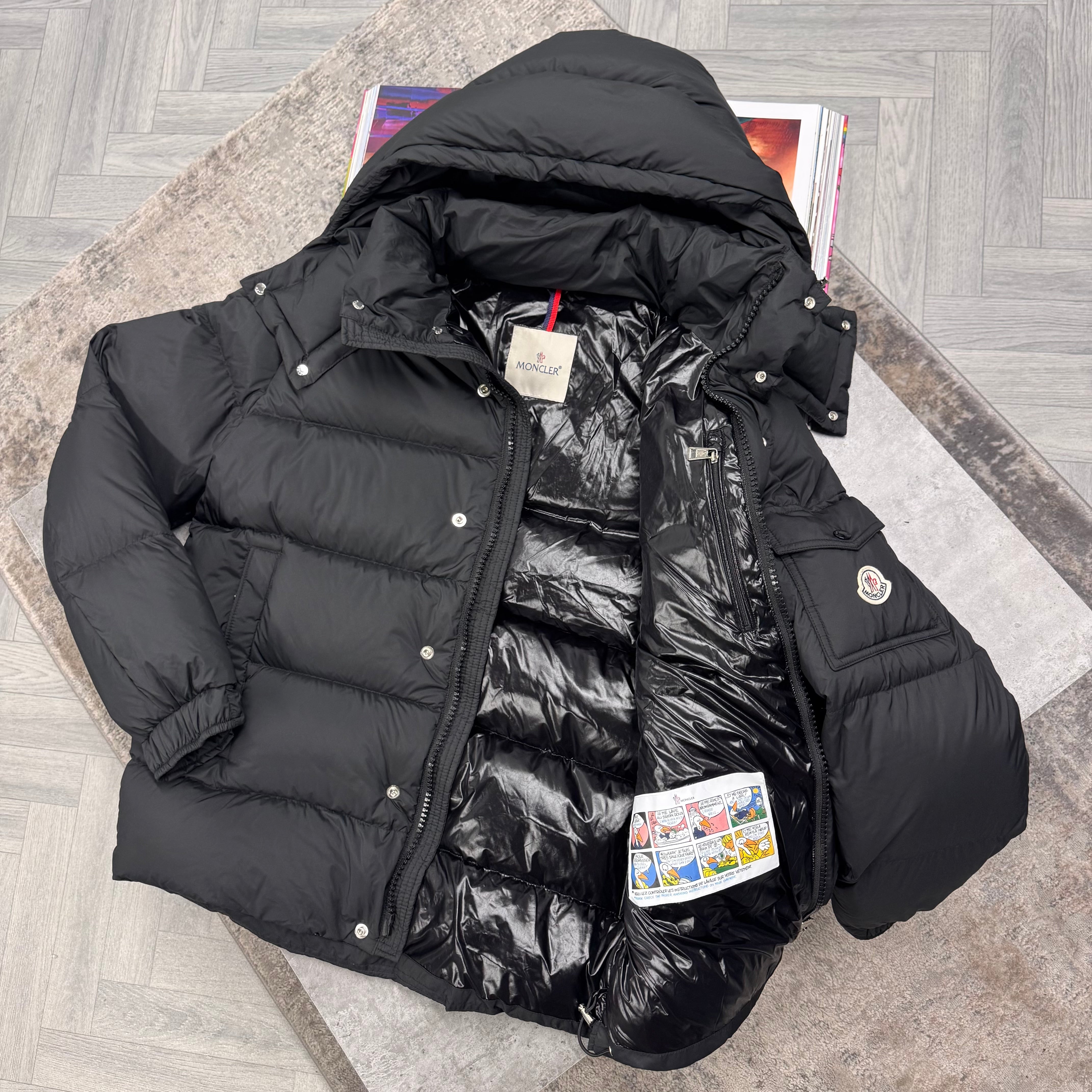 MNCLR ARM POCKET COAT - BLACK