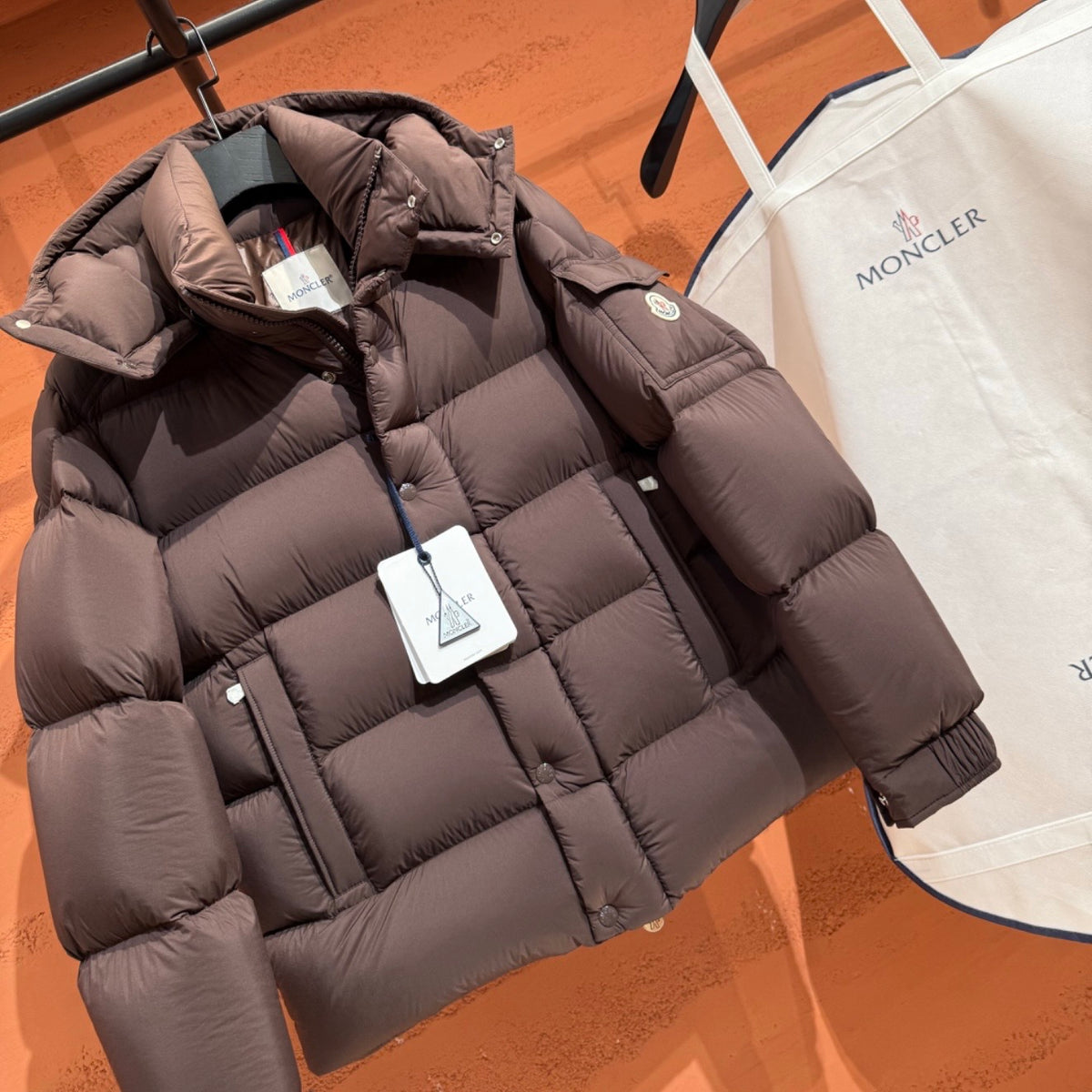(PRE ORDER) MNCLR QUILTED DOWN PUFFER COAT - BROWN