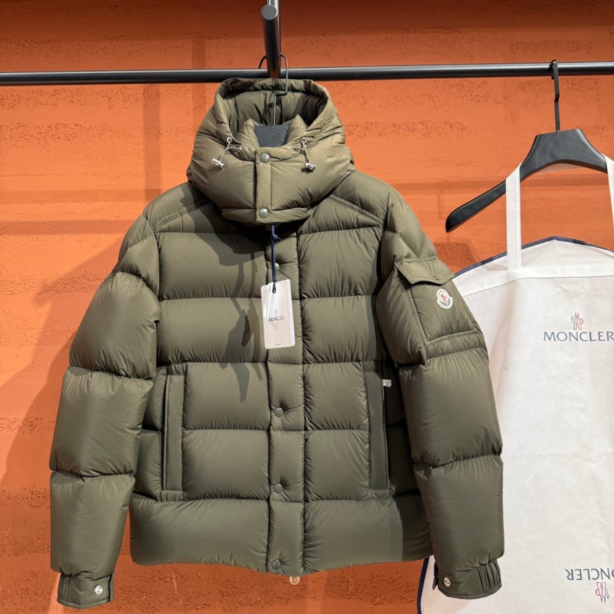 (PRE ORDER) MNCLR QUILTED DOWN PUFFER COAT - KHAKI