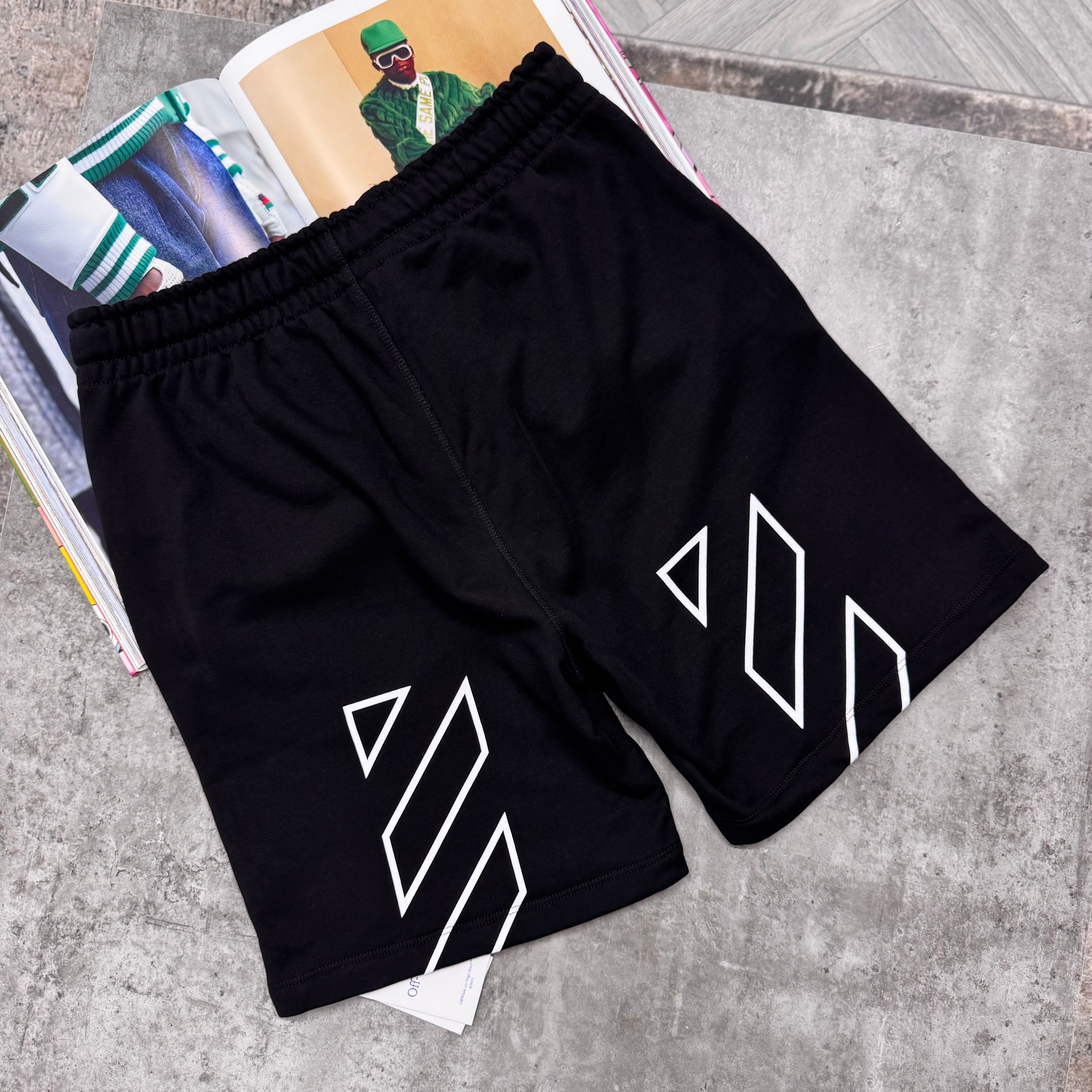 OW COTTON SHORTS - BLACK