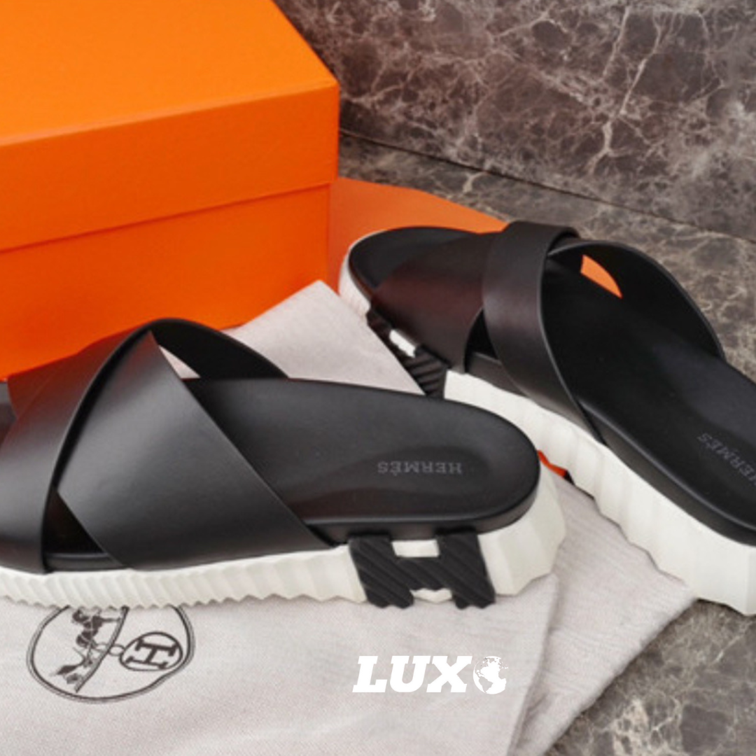 (PRE ORDER) HMES SLIDES - BLACK / WHITE