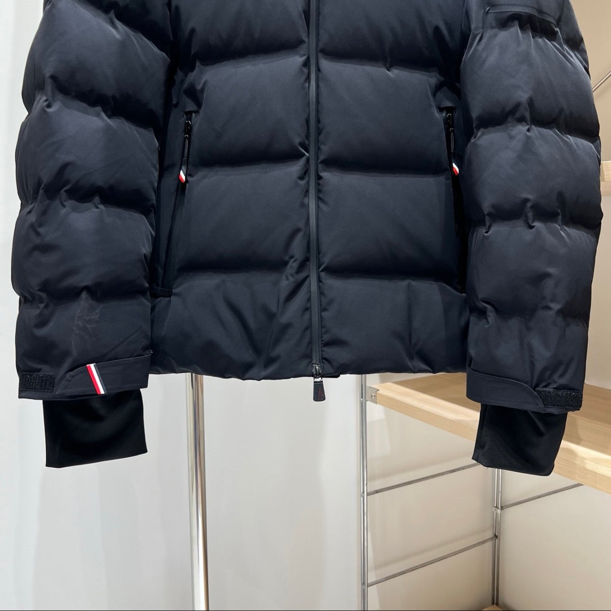 (PRE ORDER) MNCLR NAJAN QUILTED DOWN PUFFER COAT - BLACK
