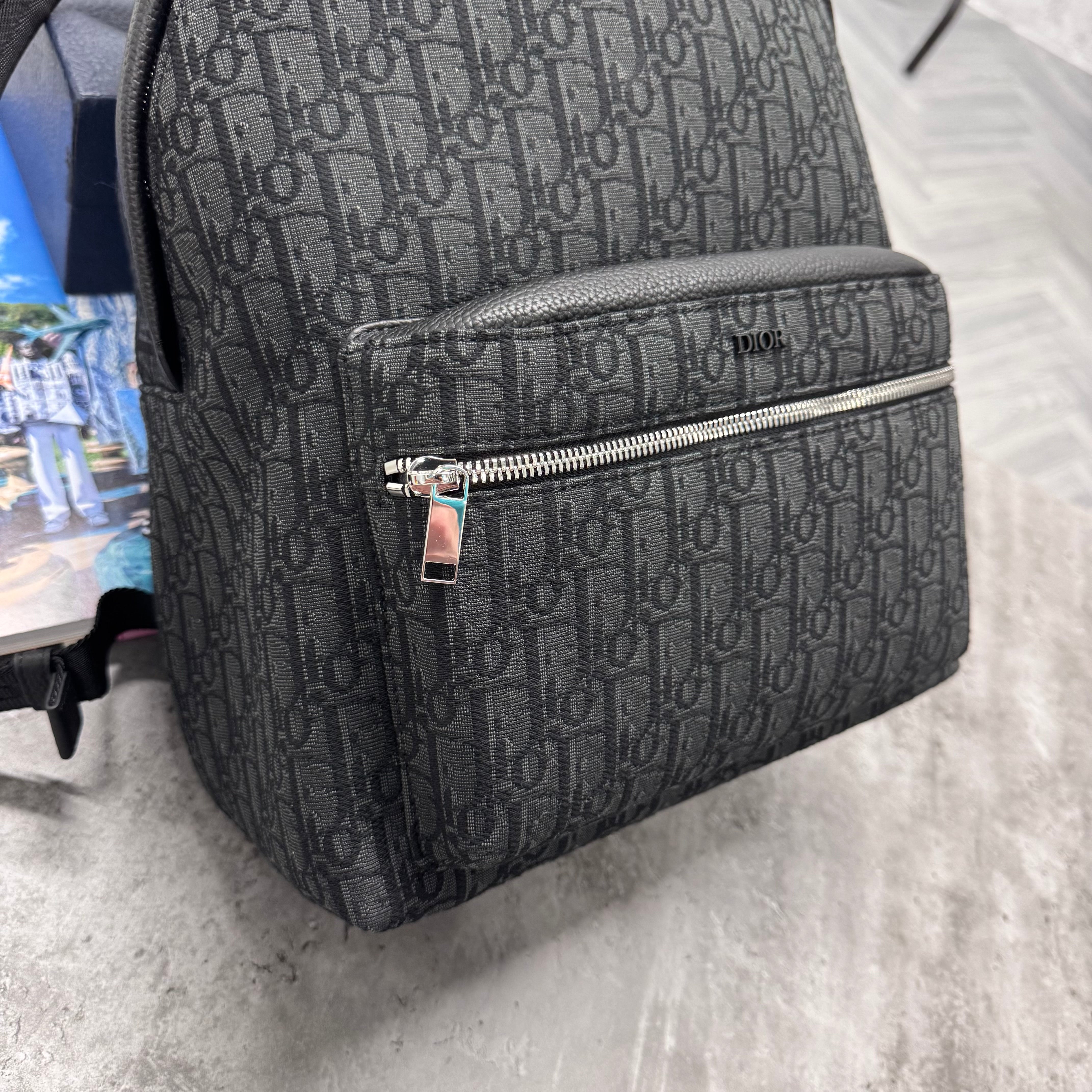CD OBLIQUE BACKPACK - BLACK