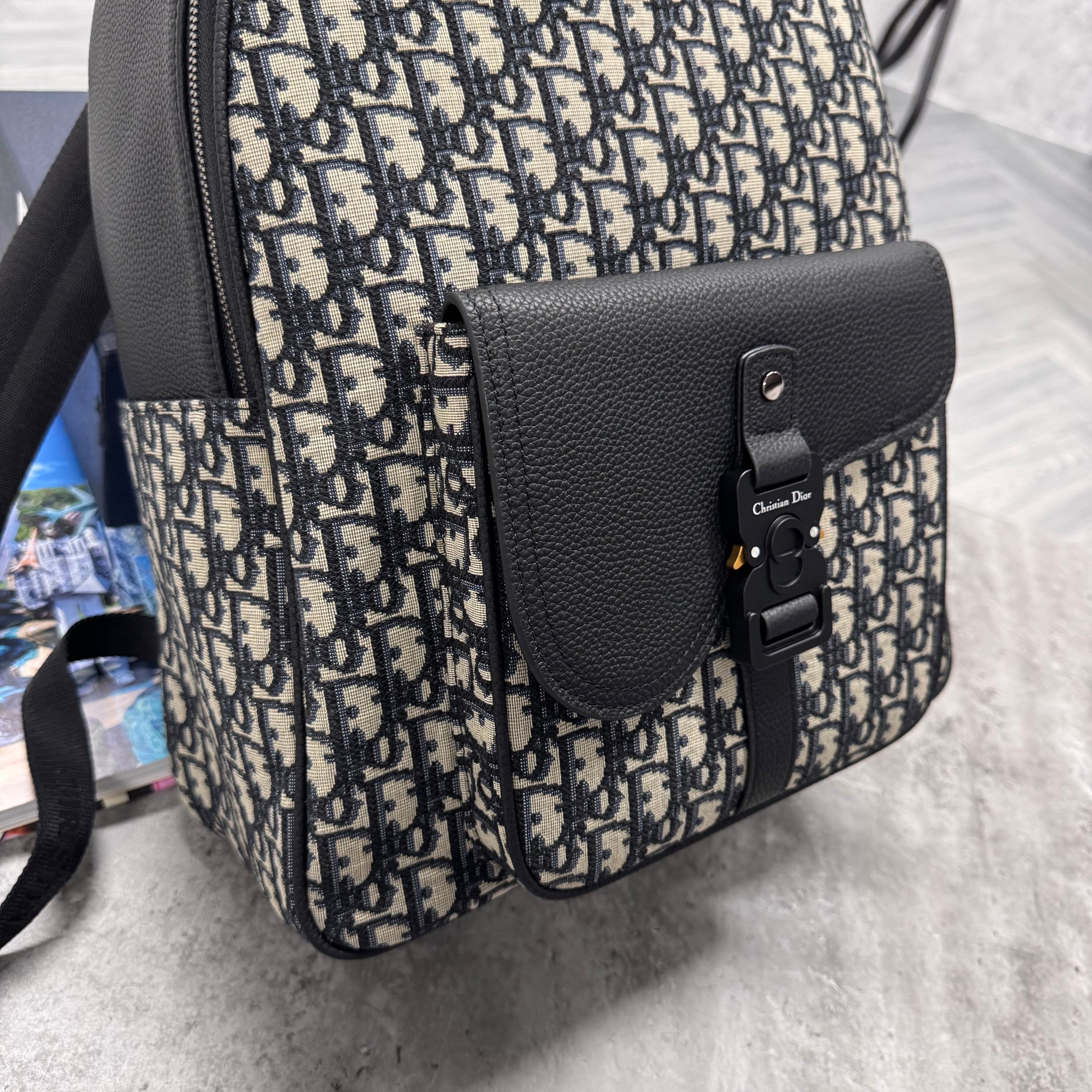 (PRE ORDER) CD SADDLE BACKPACK - CREAM