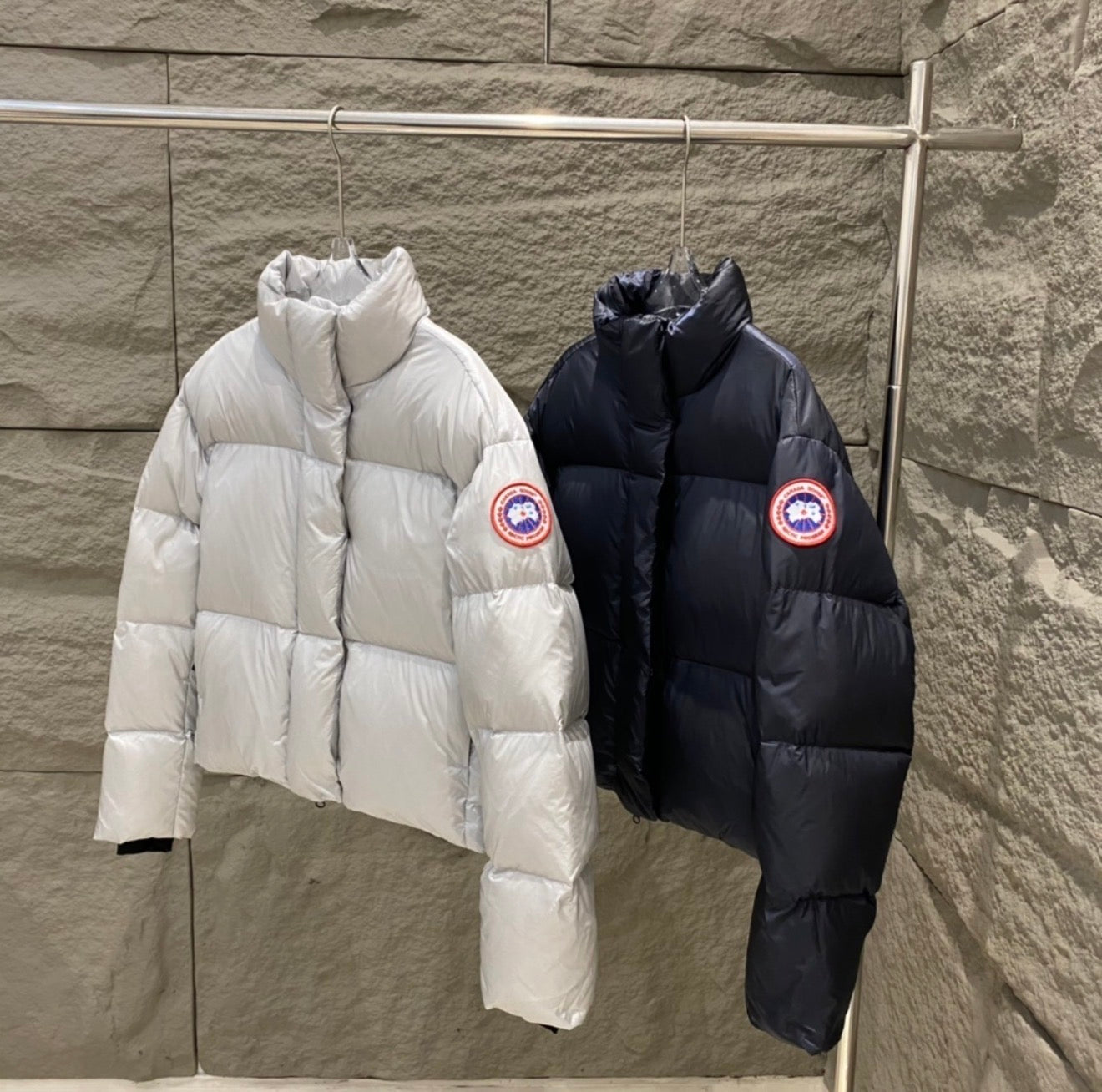 (PRE ORDER) CG PUFFER - WHITE, BLACK & NAVY