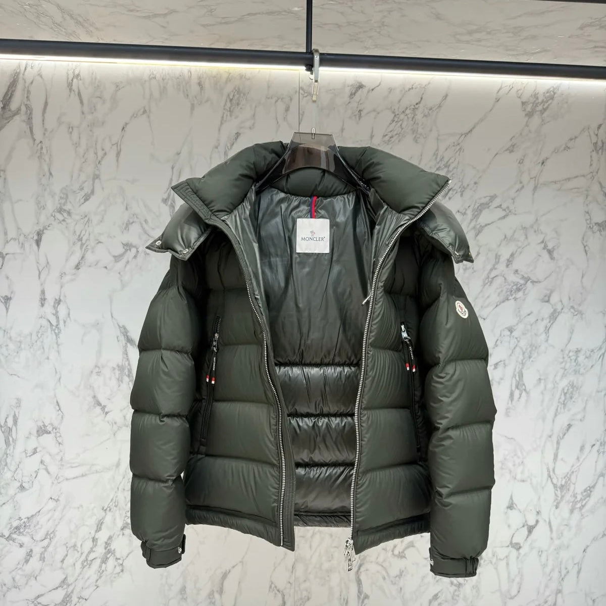 (PRE ORDER) MNCLR PUFFER COAT - KHAKI