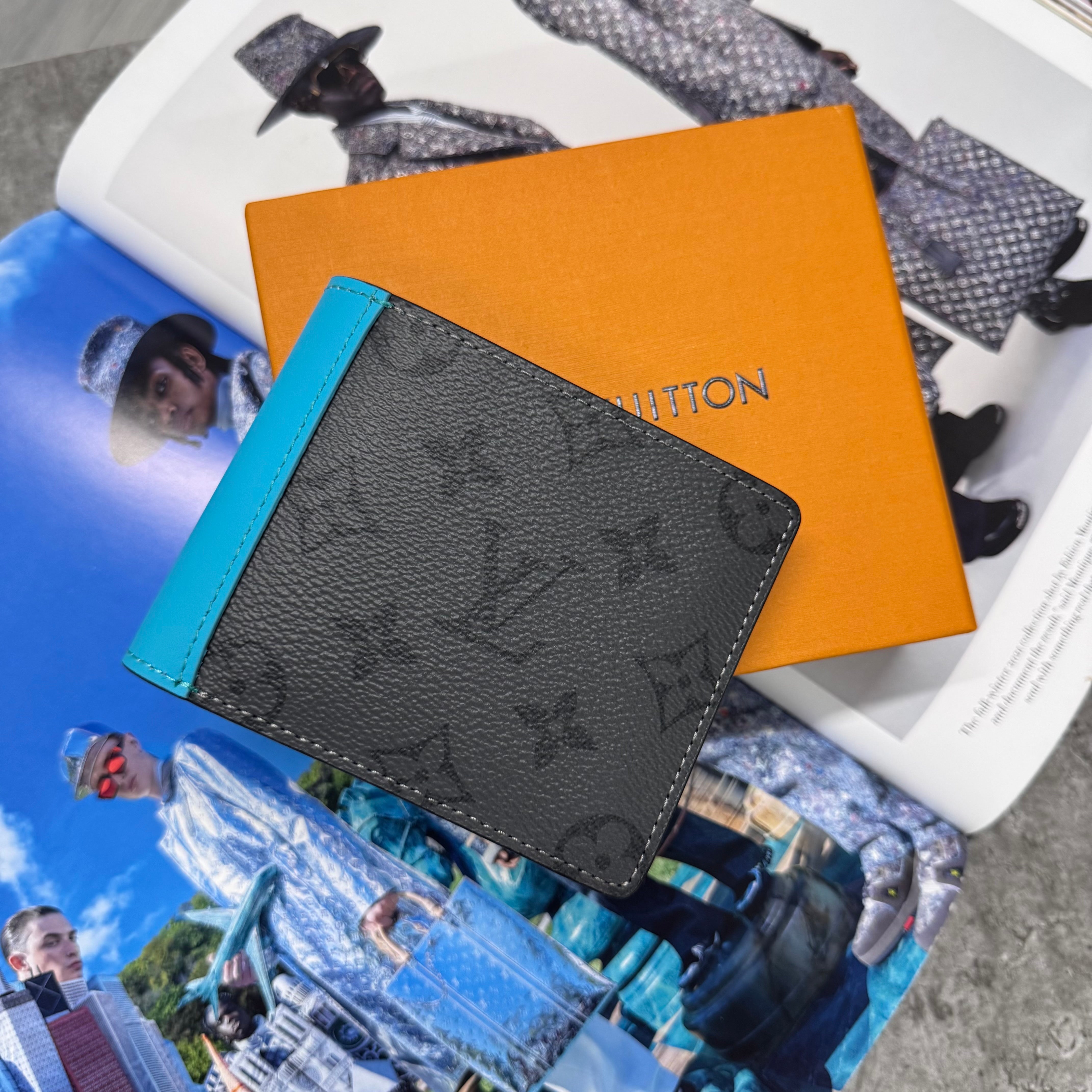 (PRE ORDER) LVE WALLET - GREY / AQUA
