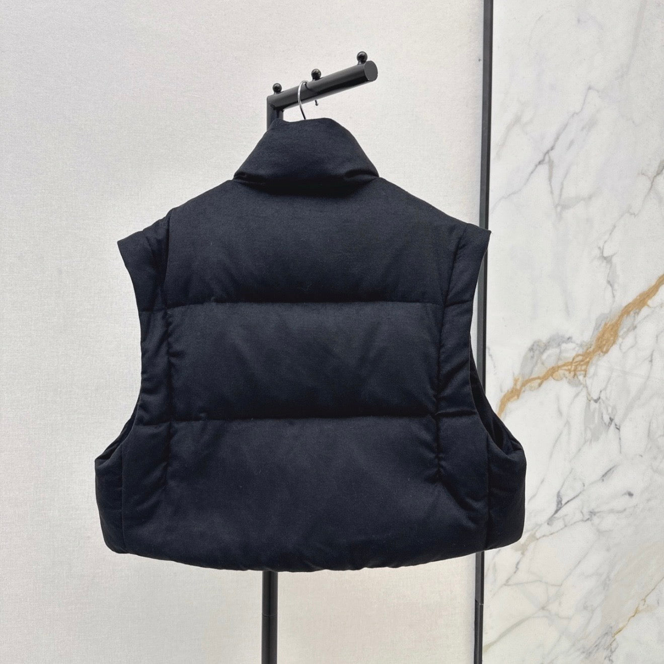 (PRE ORDER) PDA DETACHABLE PUFFER COAT - BLACK