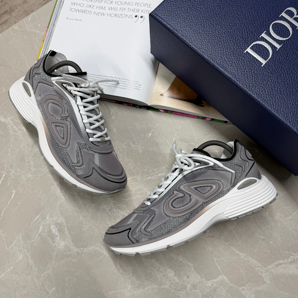 B30 TRAINER - GREY / BROWN FROST