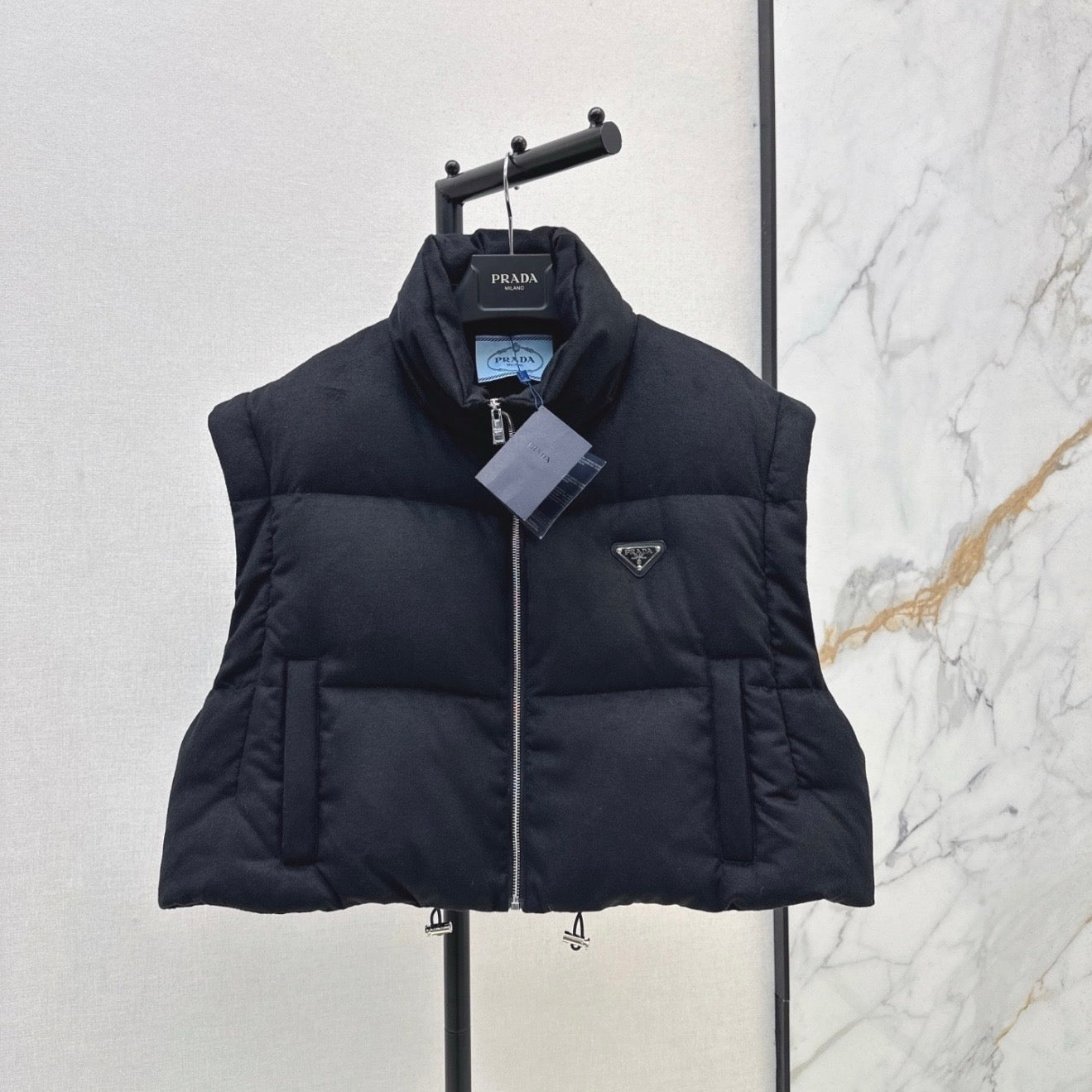 (PRE ORDER) PDA DETACHABLE PUFFER COAT - BLACK