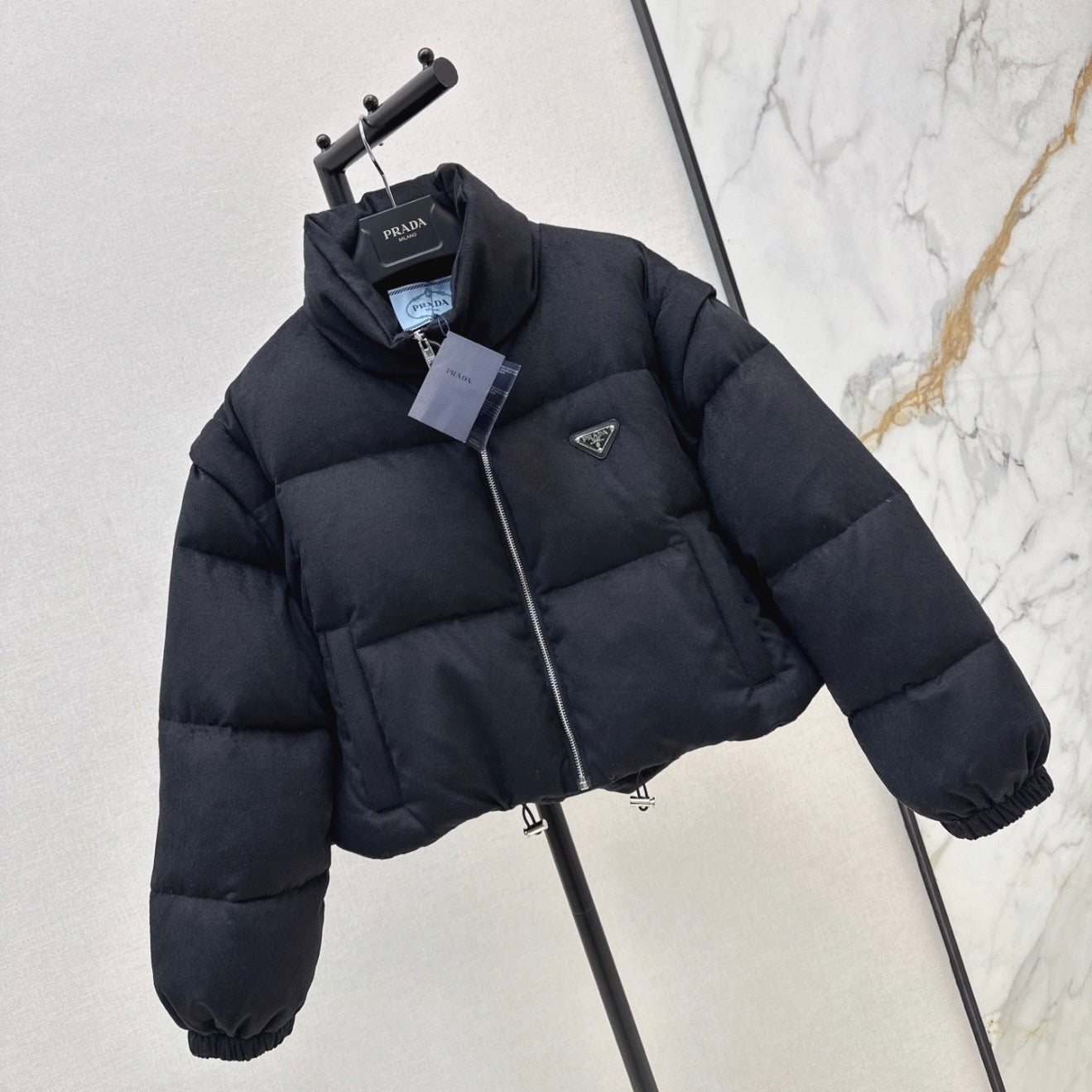 (PRE ORDER) PDA DETACHABLE PUFFER COAT - BLACK